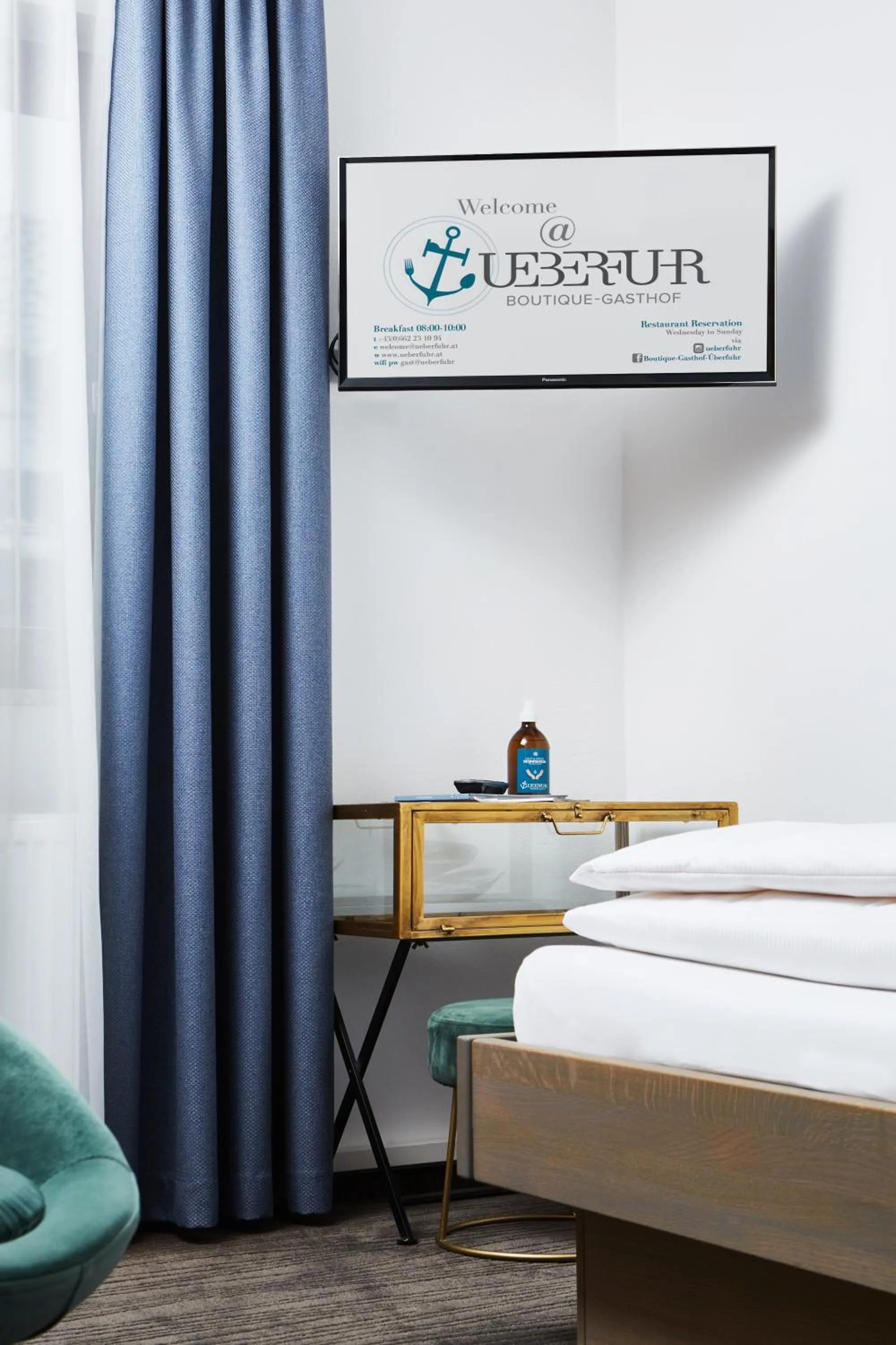 TV and multimedia, Bed in Boutique-Gasthof Ueberfuhr