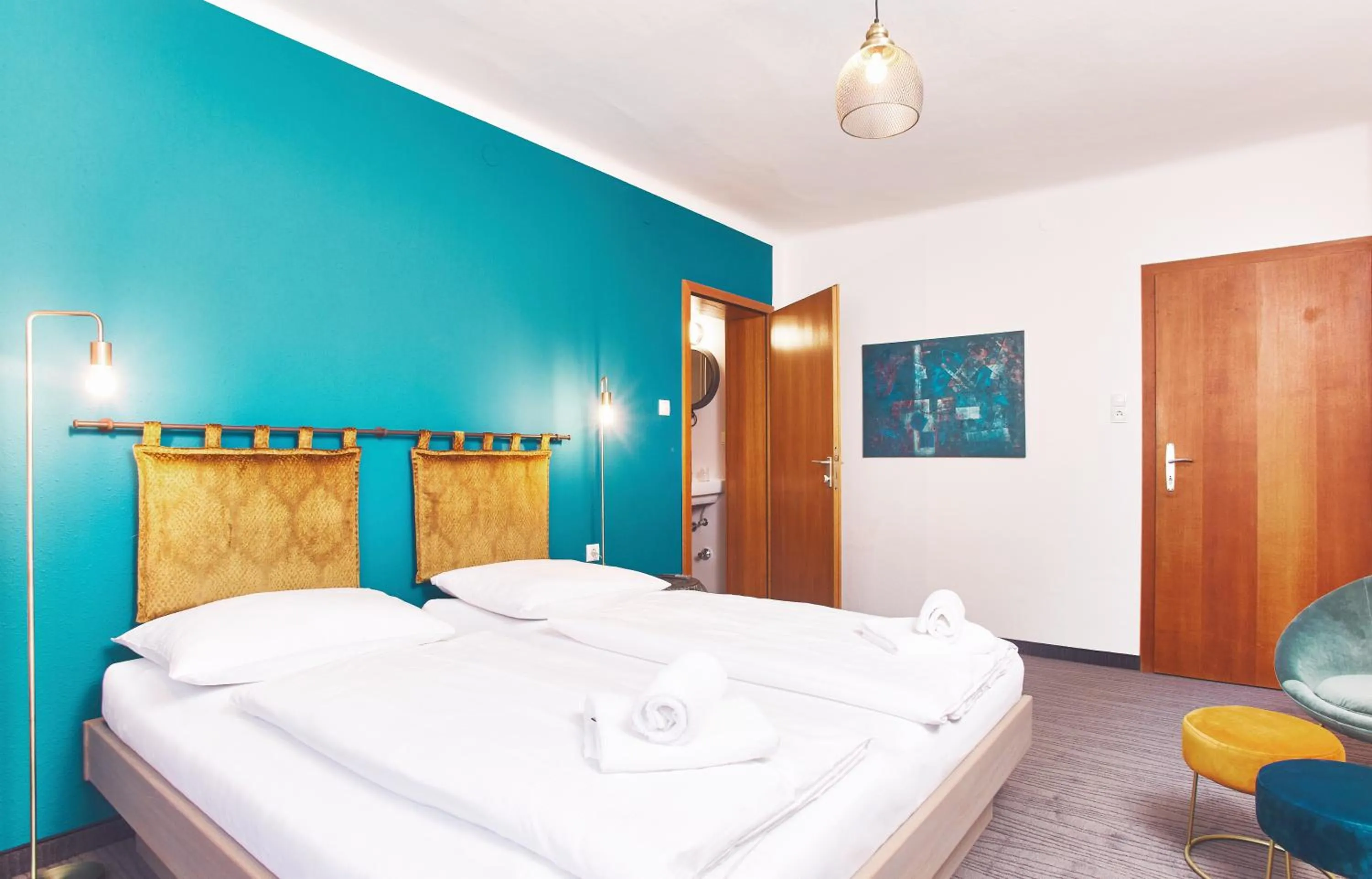 Photo of the whole room, Bed in Boutique-Gasthof Ueberfuhr