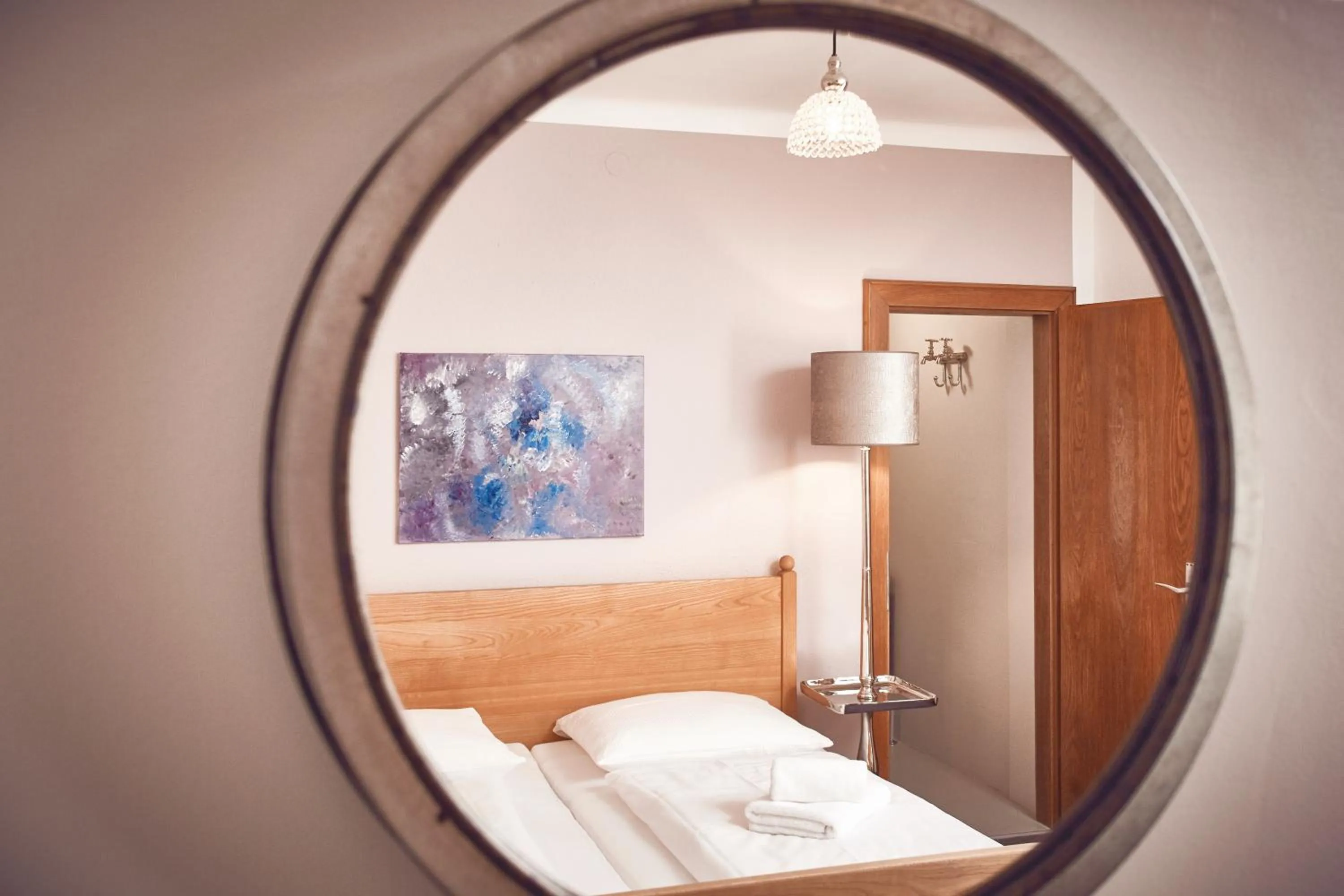 Photo of the whole room, Bed in Boutique-Gasthof Ueberfuhr