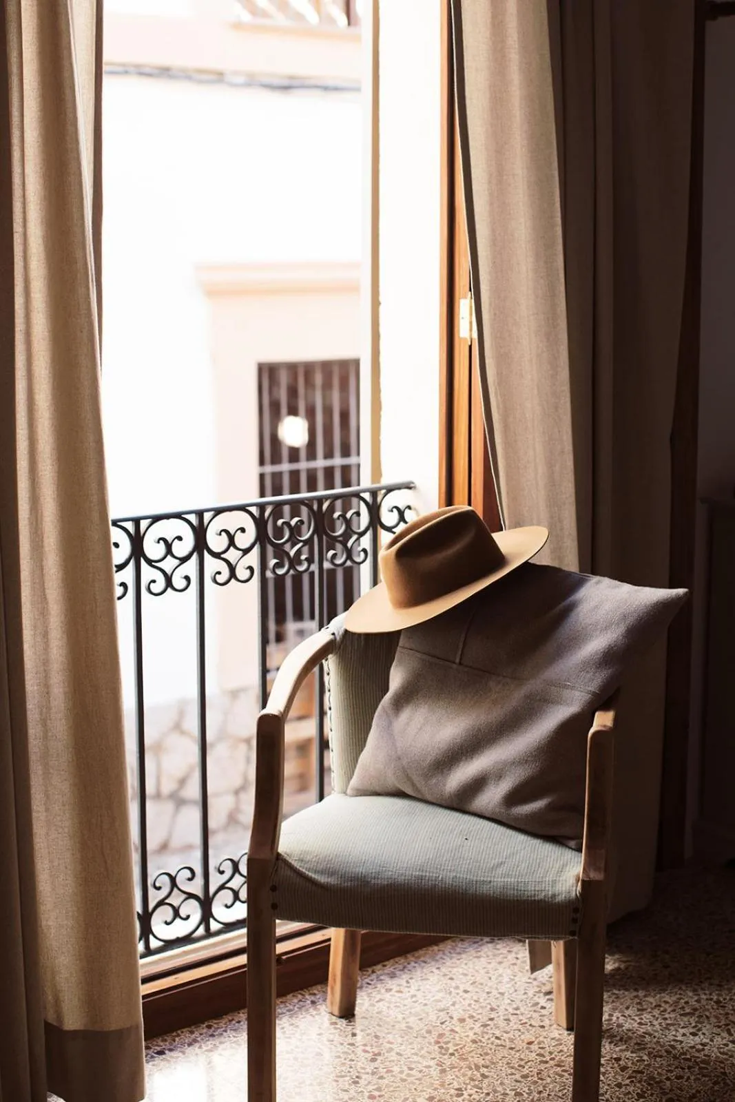 Quiet street view in Ecocirer Healthy Stay