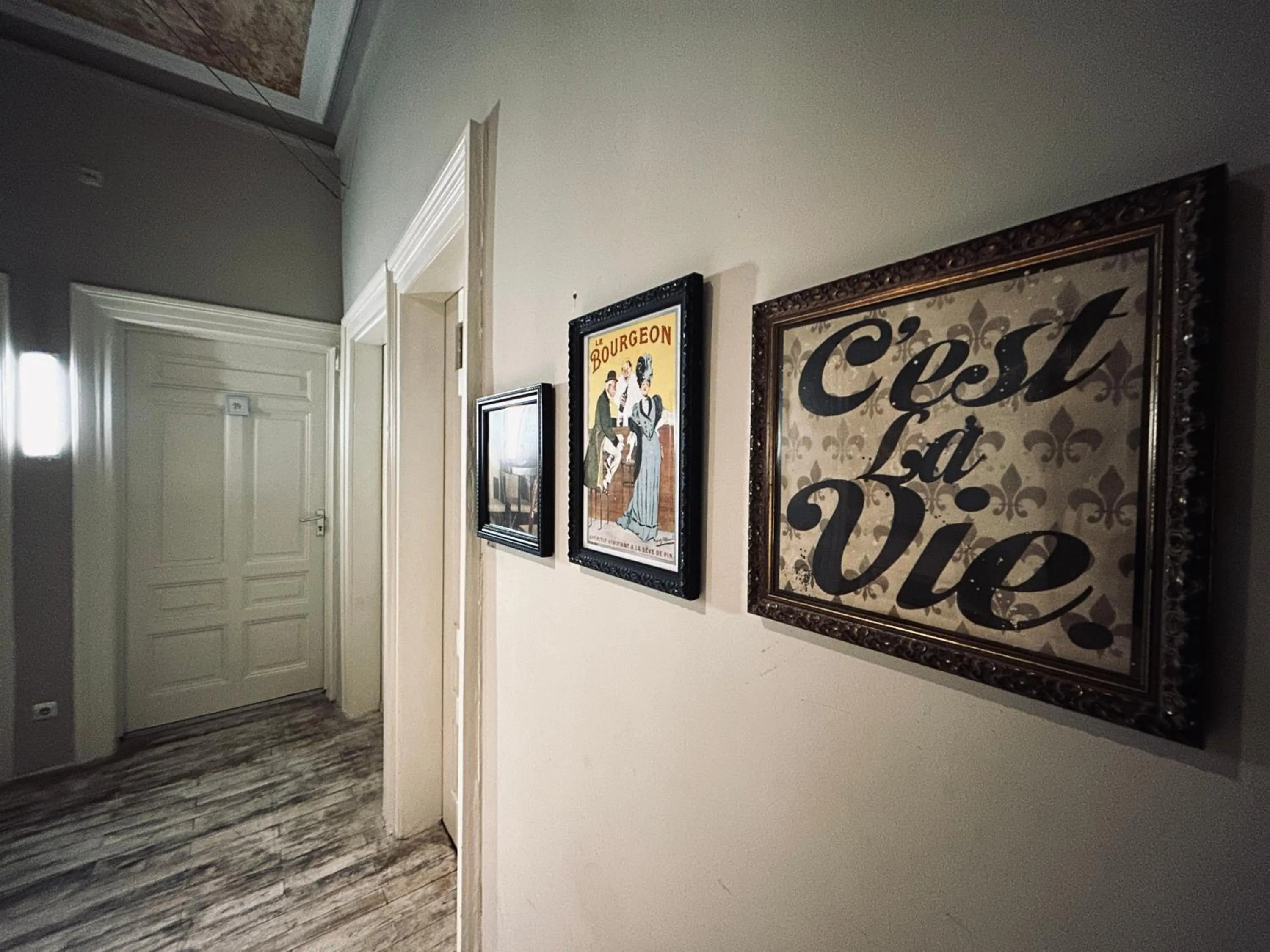 Decorative detail in Hotel BRASSERIE