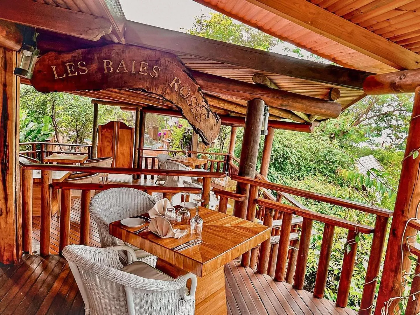 Restaurant/places to eat in Lodge Roche Tamarin