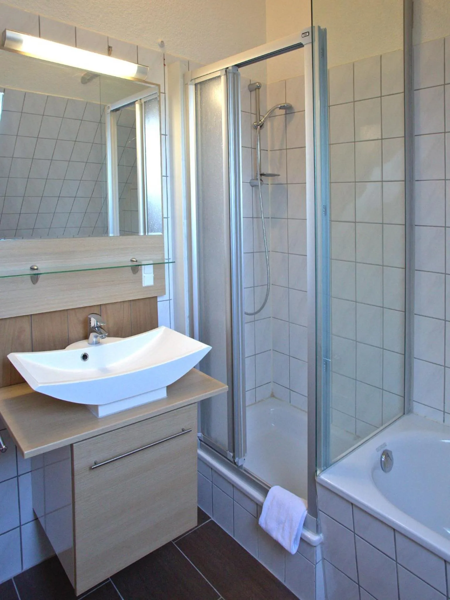 Shower in Hotel Zum Wersehof