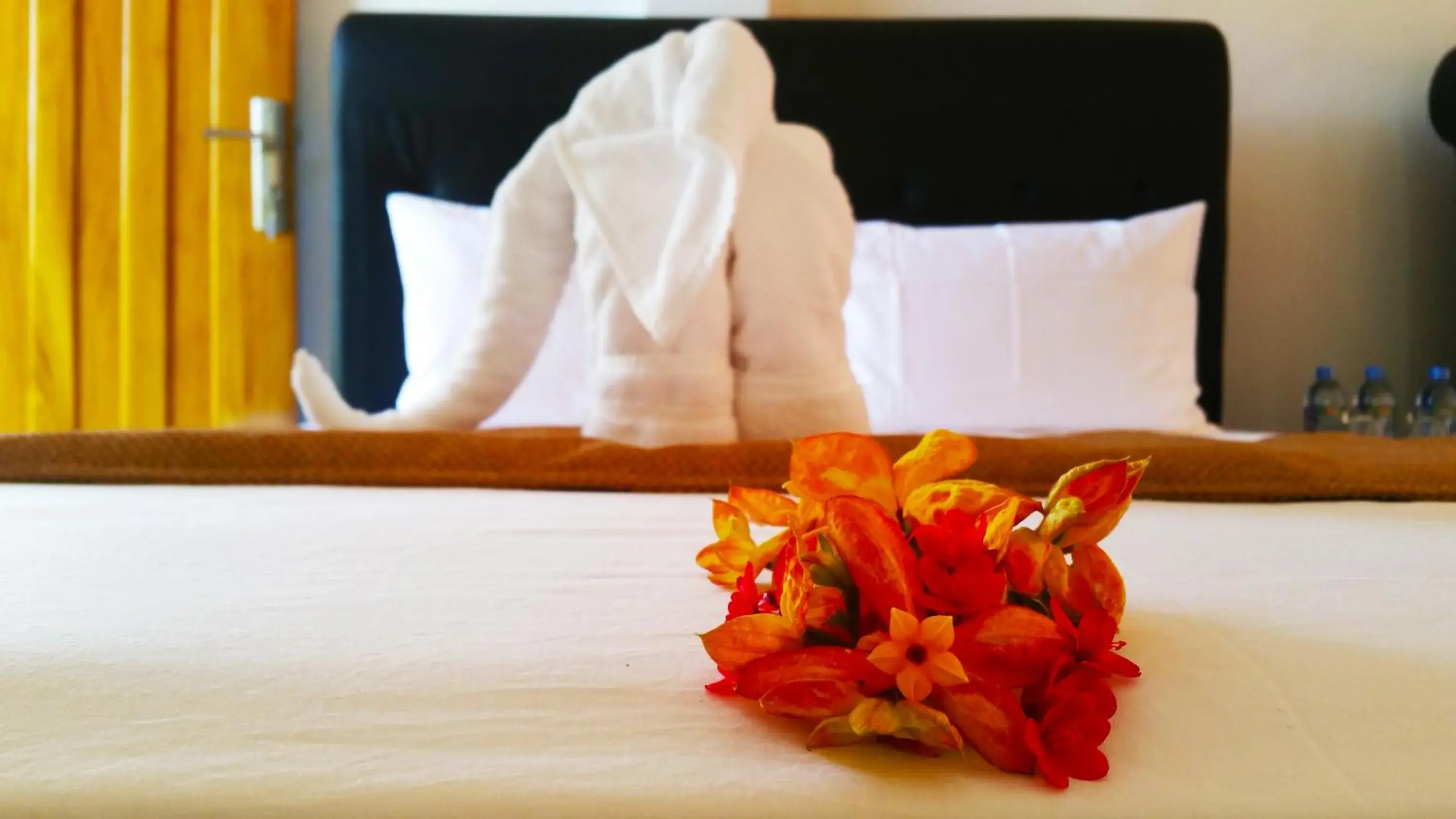 Bed in Rivonway Hotel Polonnaruwa Bed in Rivonway Hotel Polonnaruwa