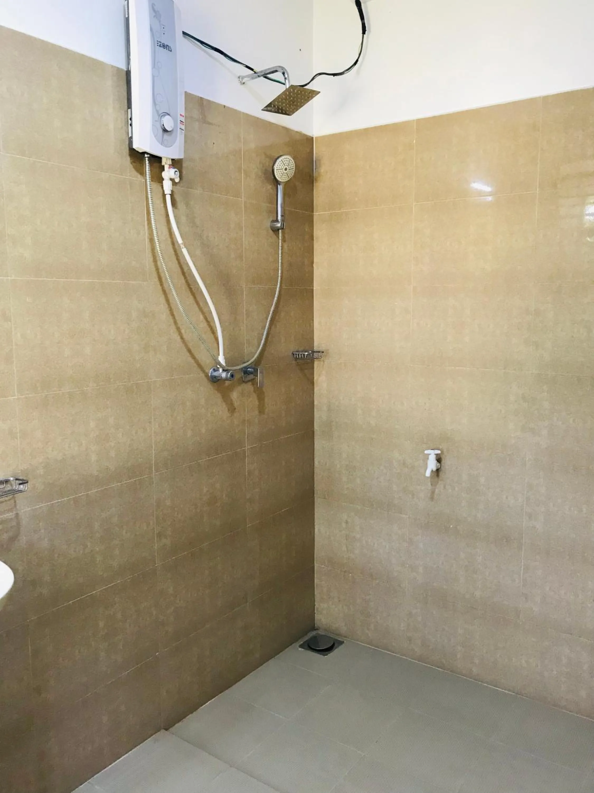 Bathroom in Rivonway Hotel Polonnaruwa