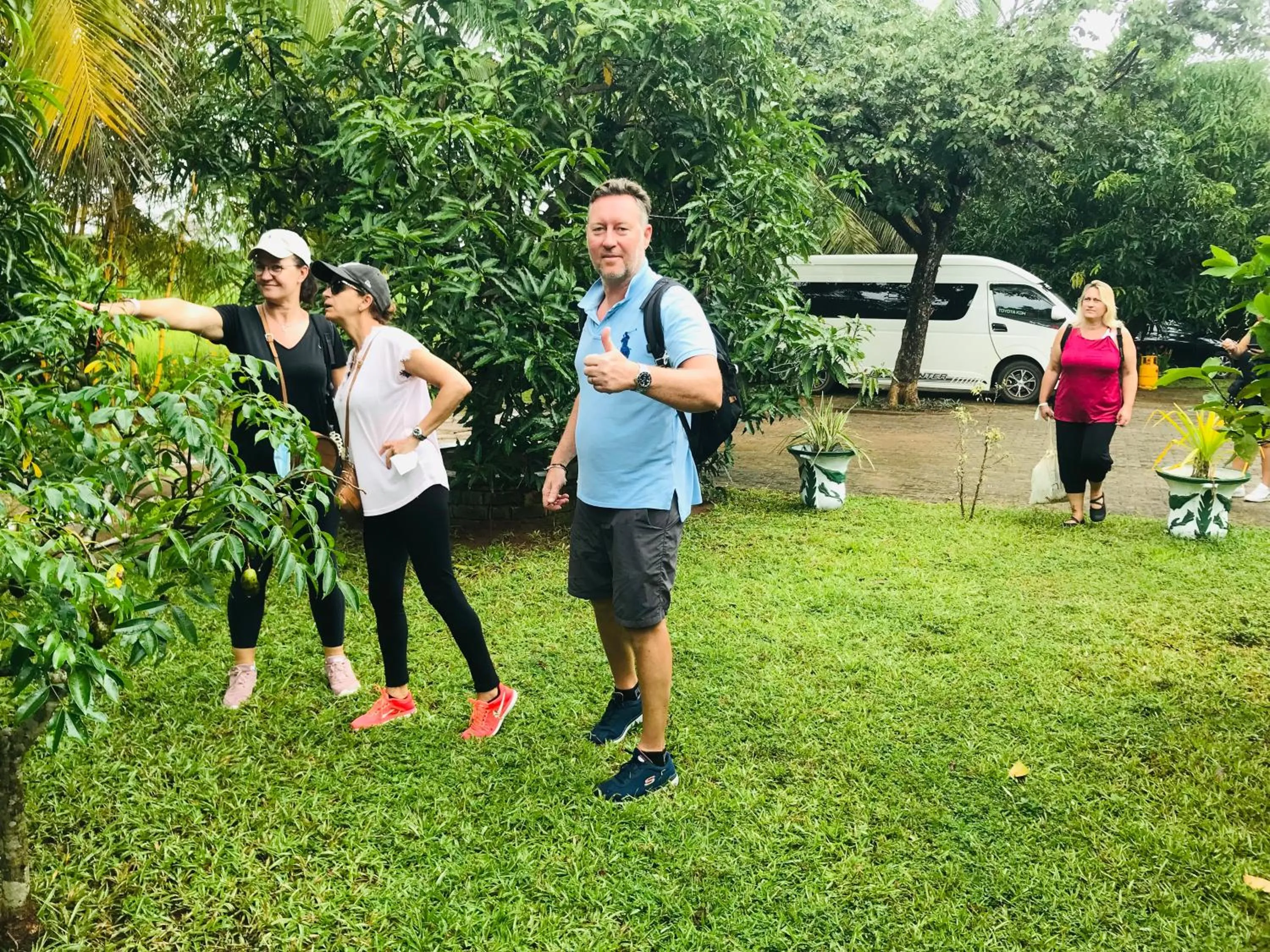 Day in Rivonway Hotel Polonnaruwa