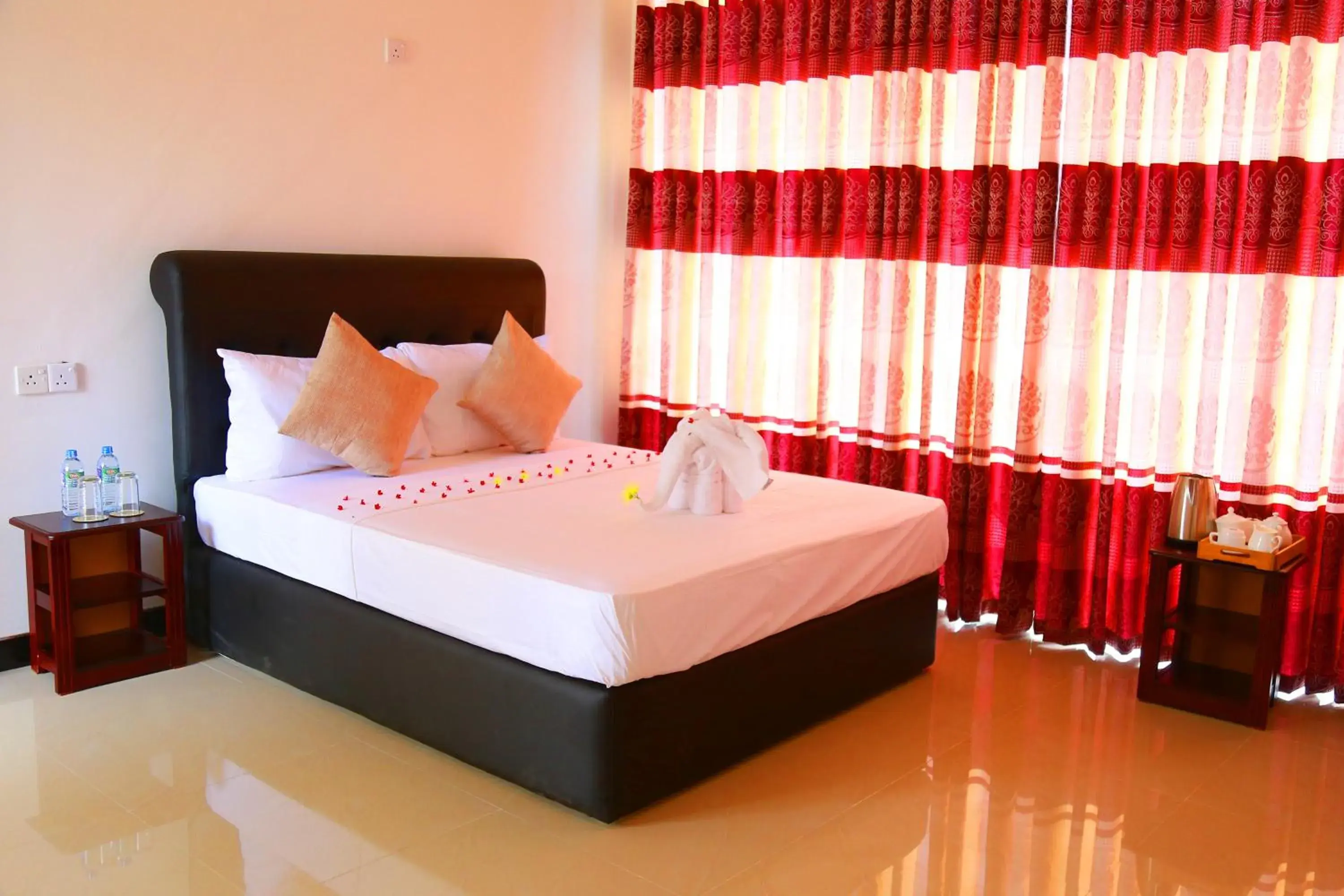 Bed in Rivonway Hotel Polonnaruwa Bed in Rivonway Hotel Polonnaruwa