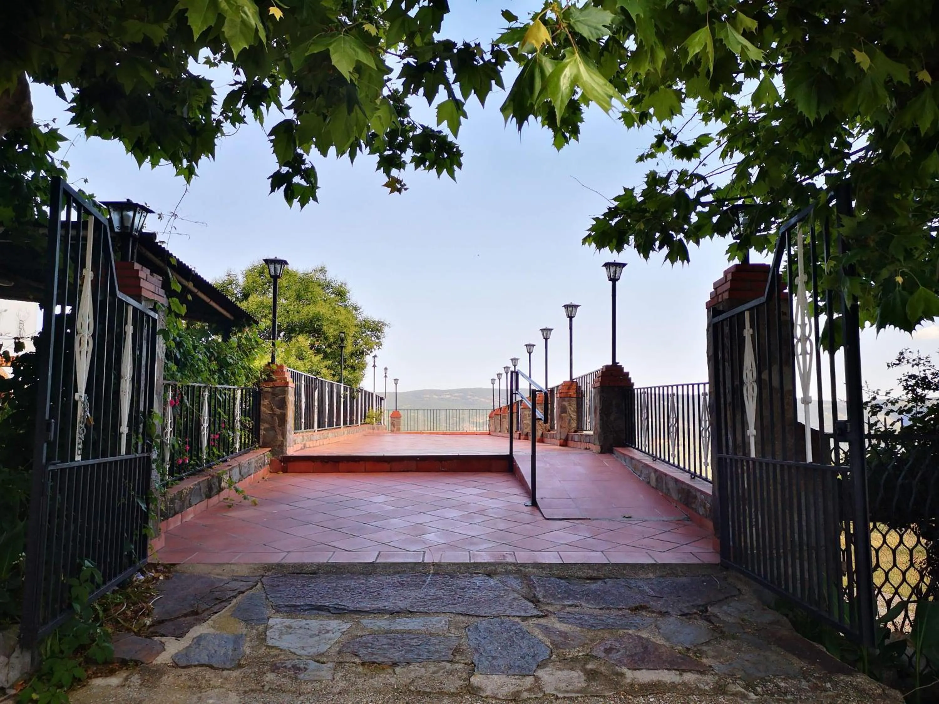Facade/entrance in El Mesón de Despeñaperros