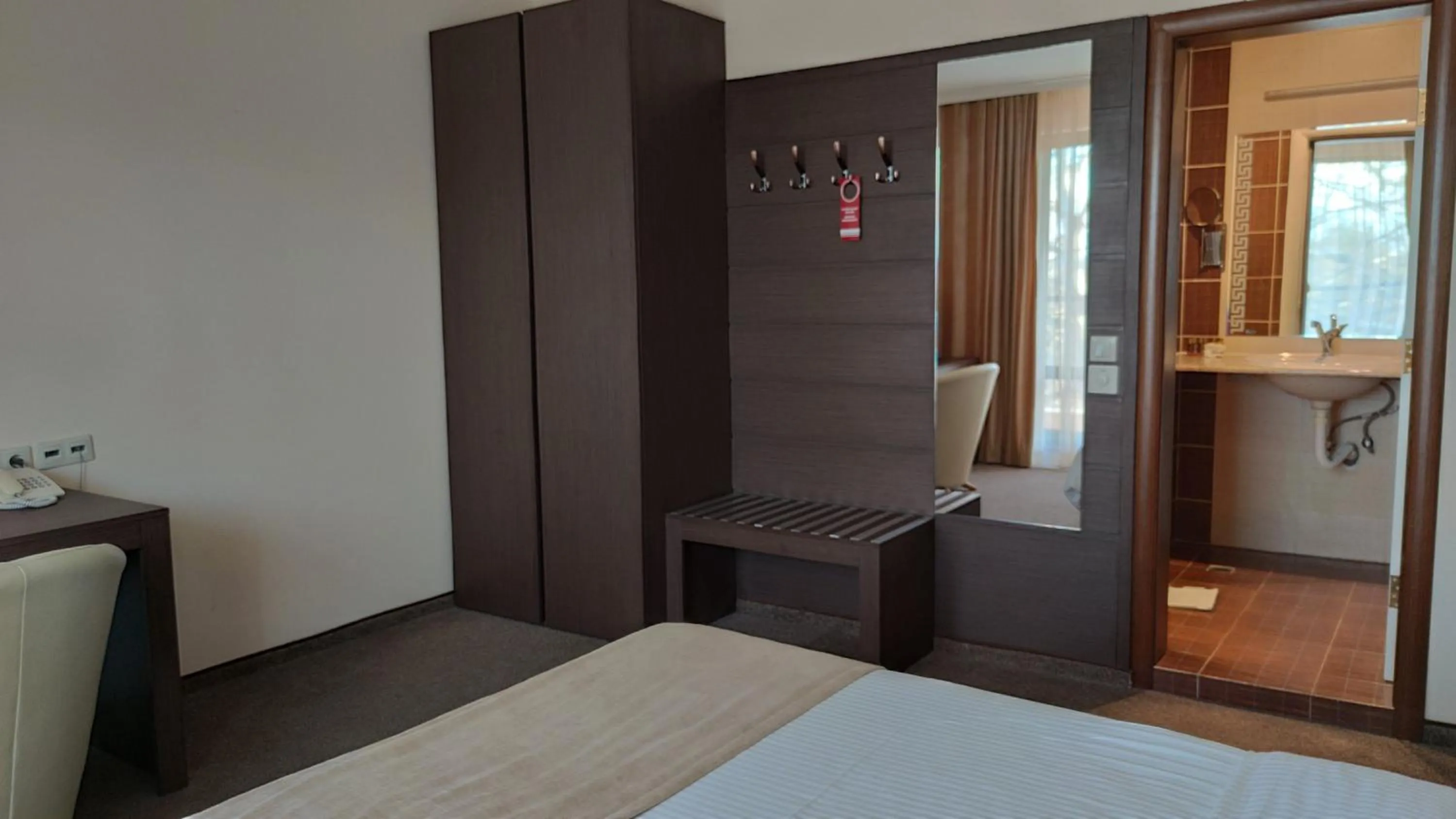 Bathroom, Bed in SPA Hotel Medicus