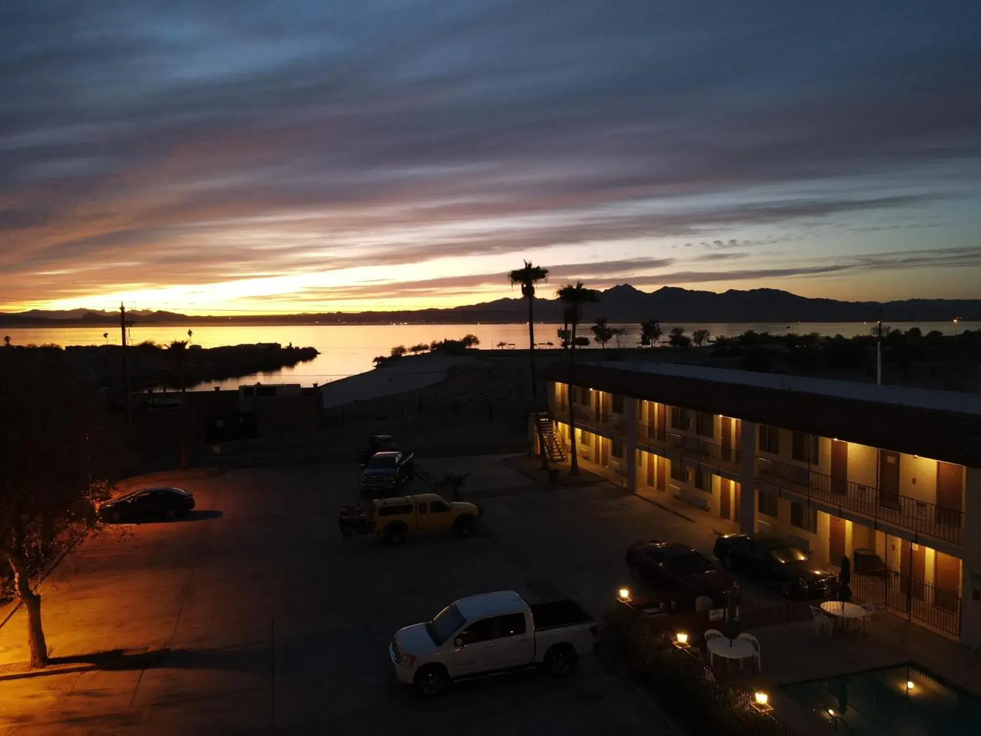 King Room in Sway Hotel Lake Havasu King Room in Sway Hotel Lake Havasu