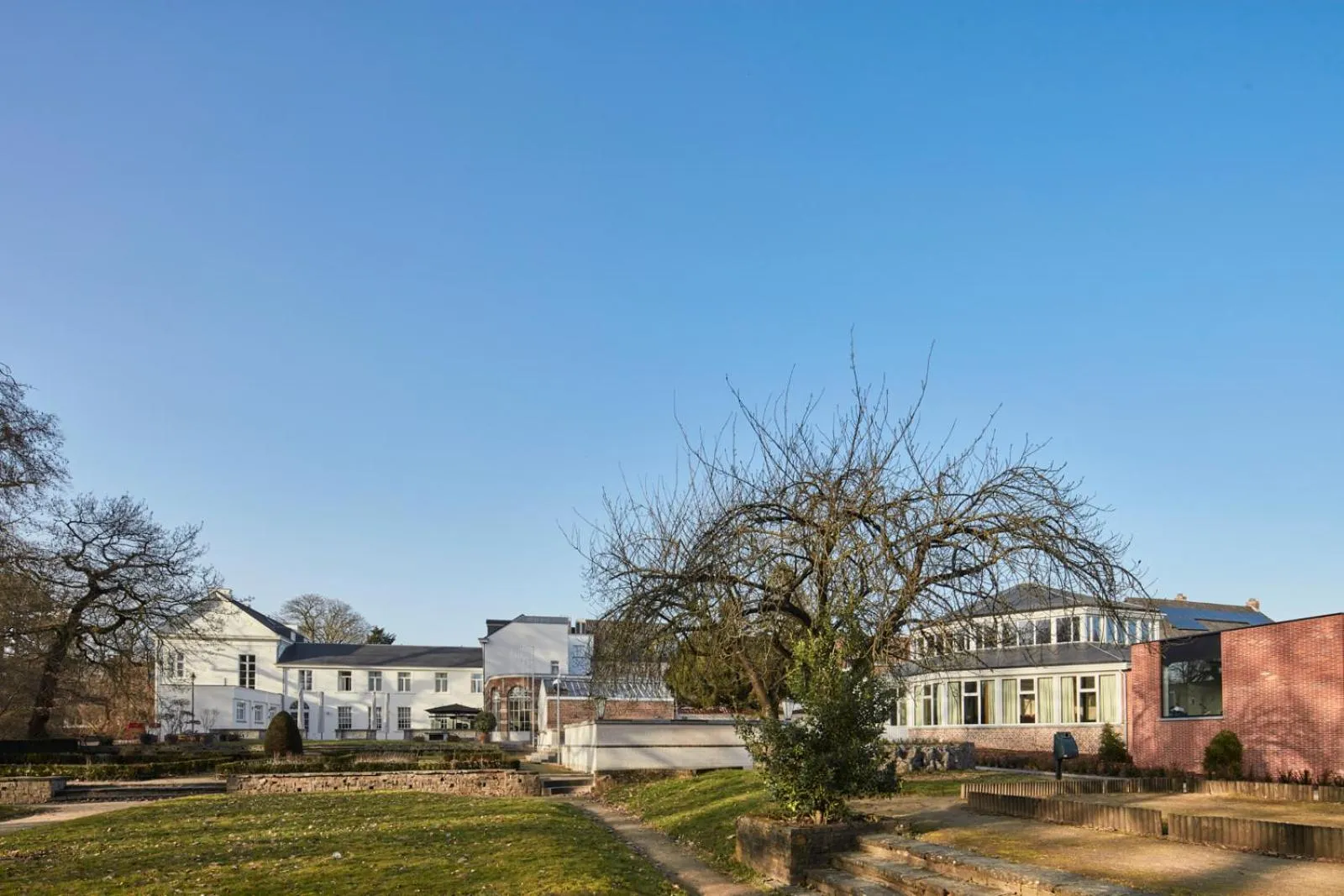 Property building in Hotel Kronacker