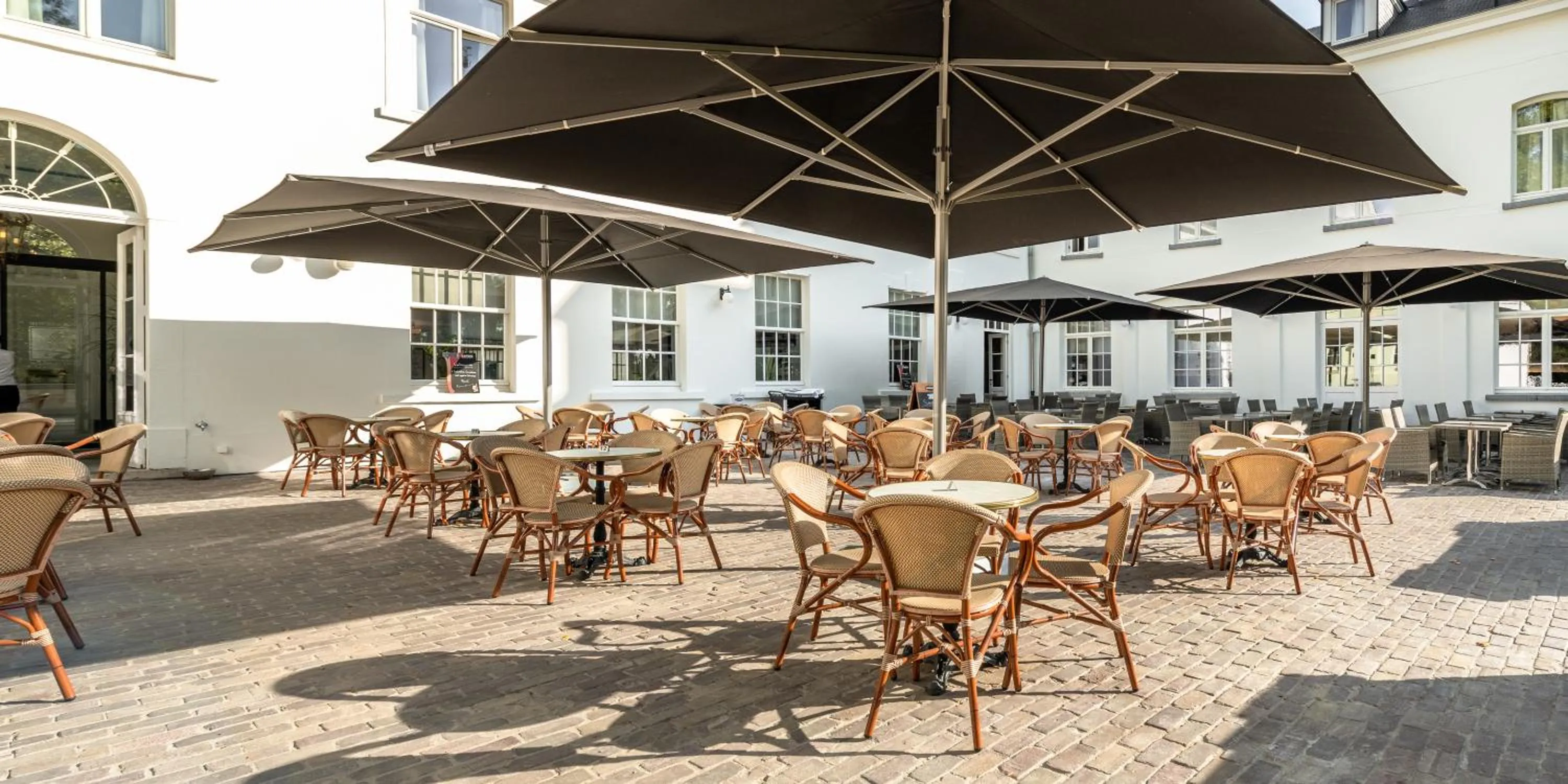 Restaurant/places to eat in Hotel Kronacker