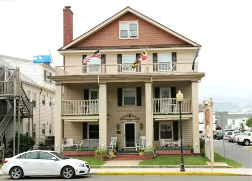 King Charles Hotel