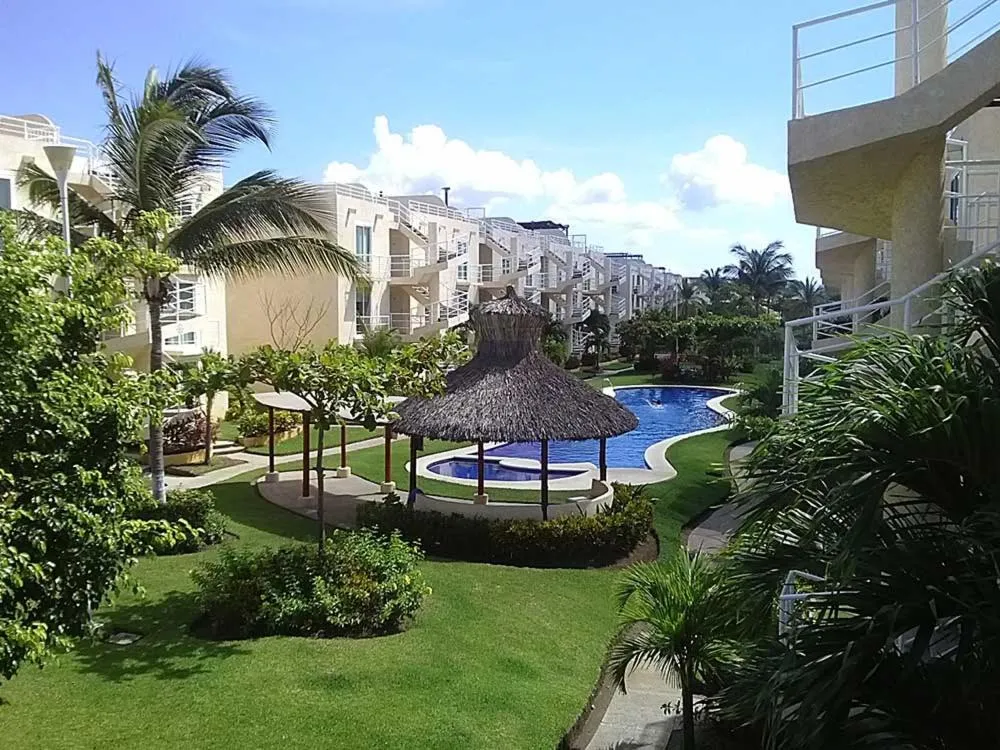 Garden in Marina Diamante Acapulco