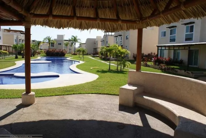 Swimming pool in Marina Diamante Acapulco