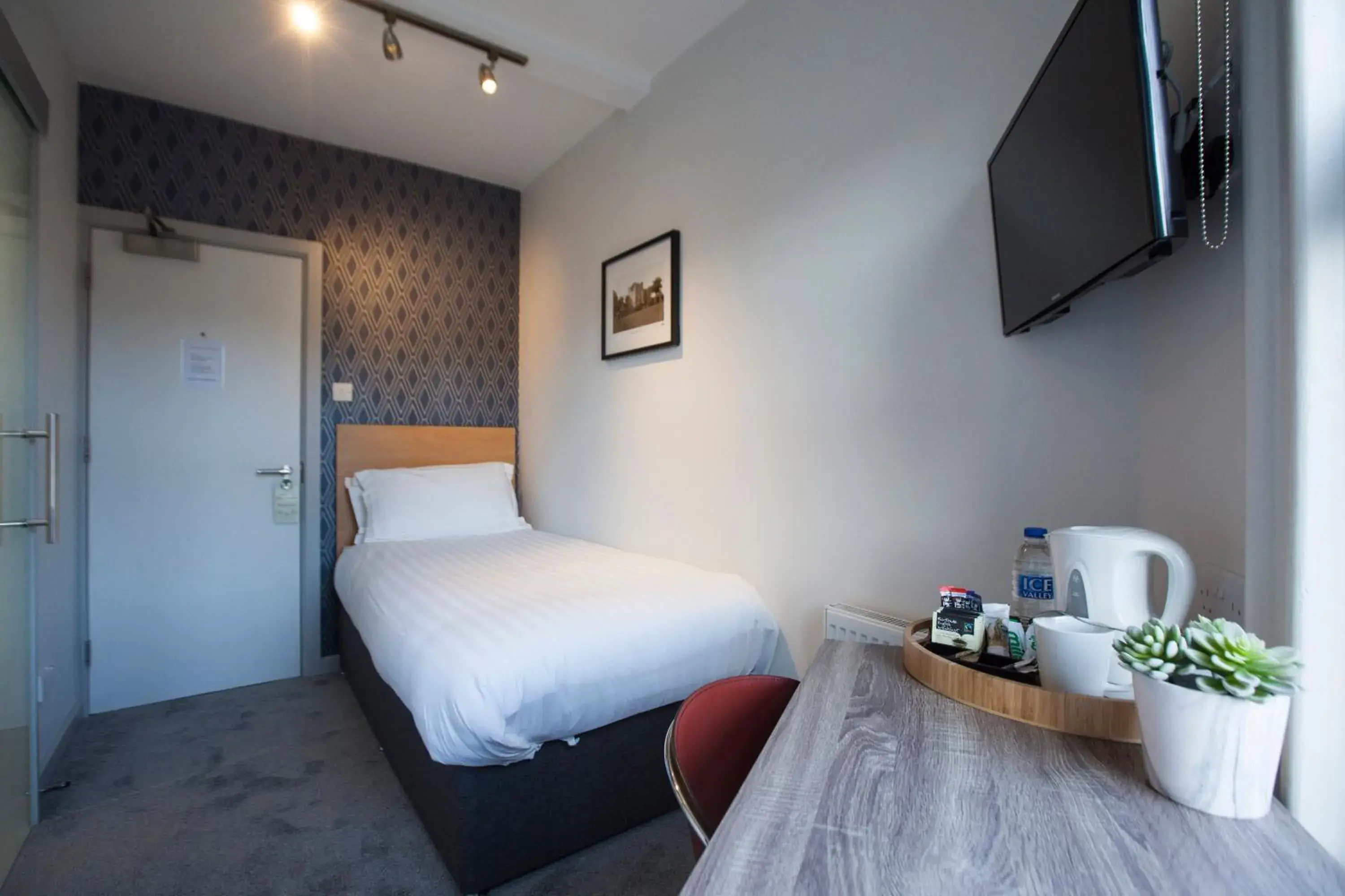 Single Room in Asperion Hotel Single Room in Asperion Hotel