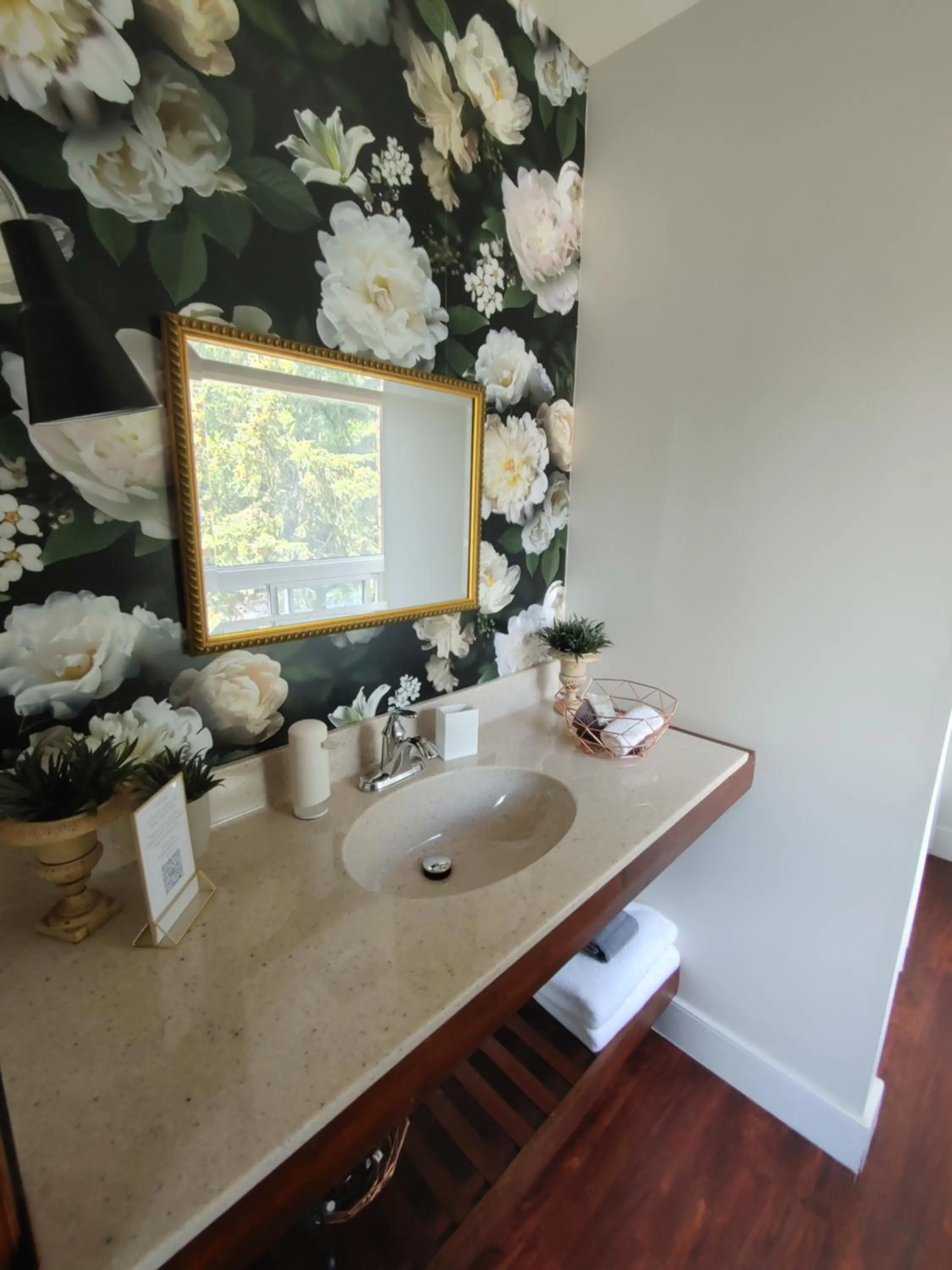 Bathroom in Stonewater Manor B&B
