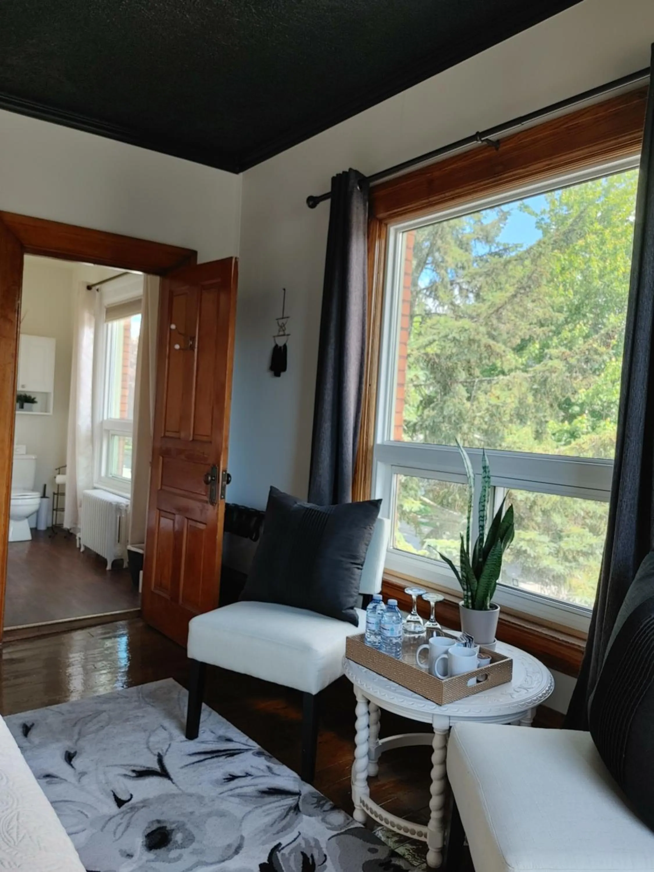 Seating area in Stonewater Manor B&B