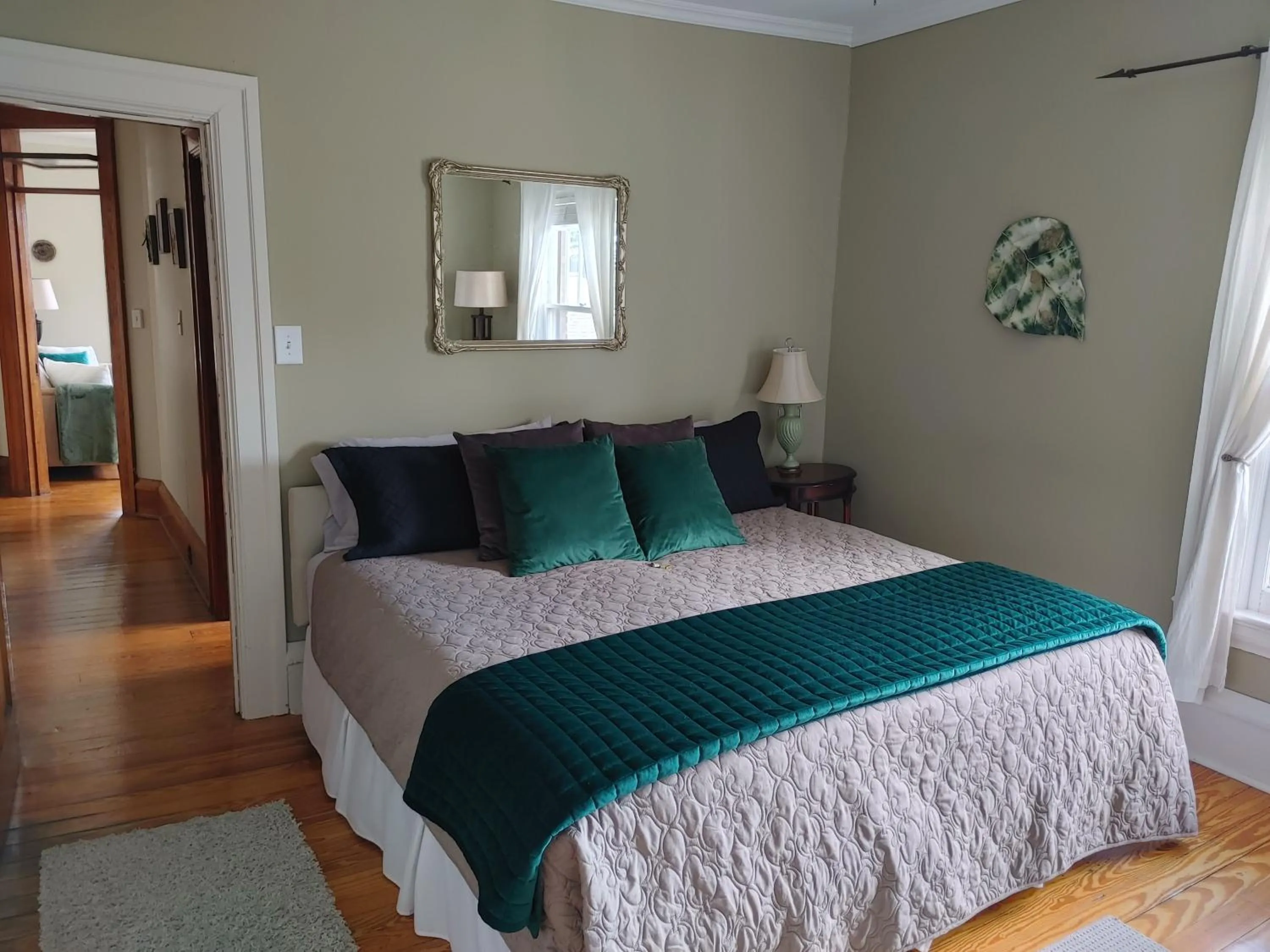 Bedroom, Bed in Stonewater Manor B&B