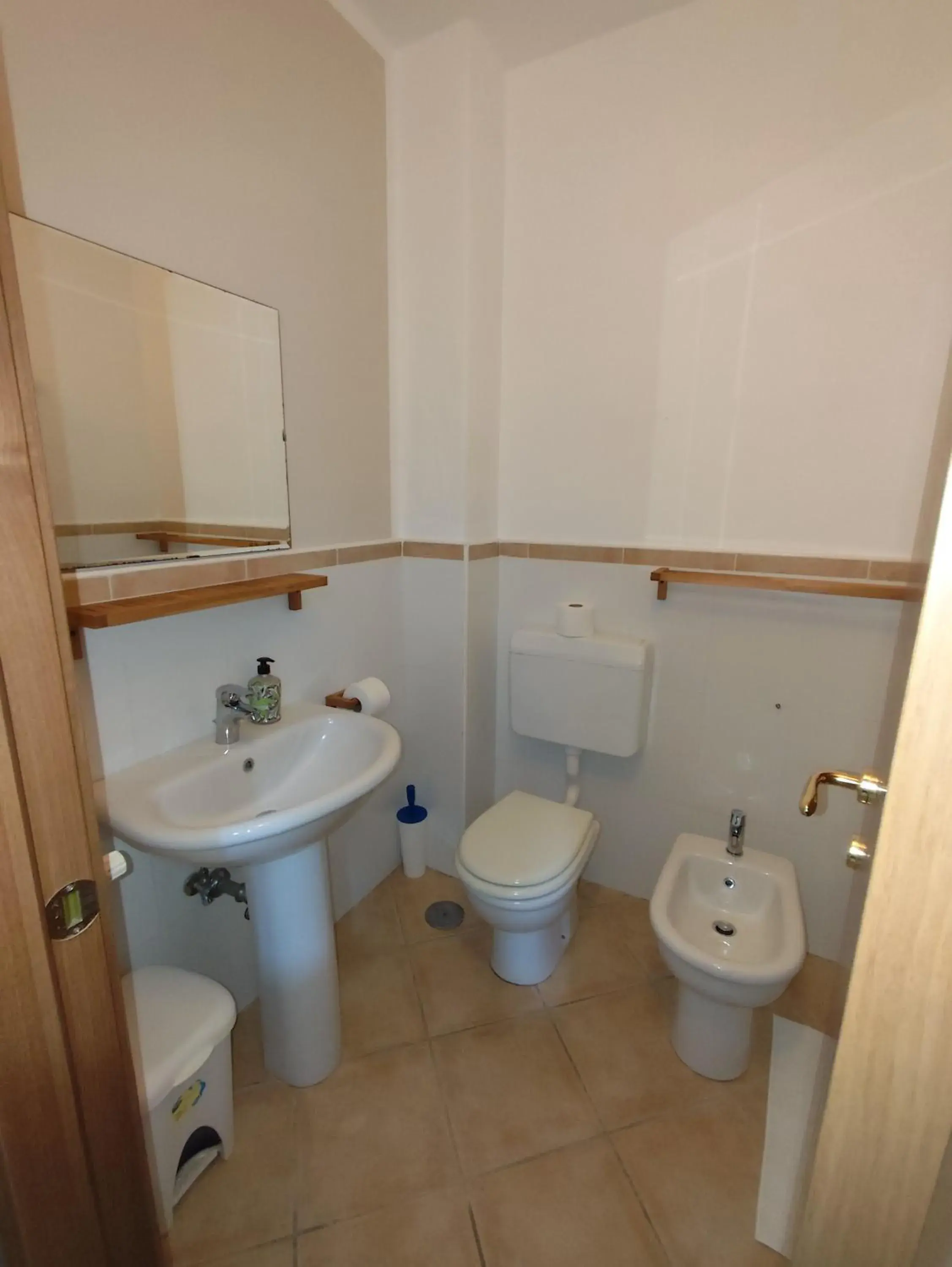 Small Double Room - single occupancy in Villa Cristina Small Double Room - single occupancy in Villa Cristina