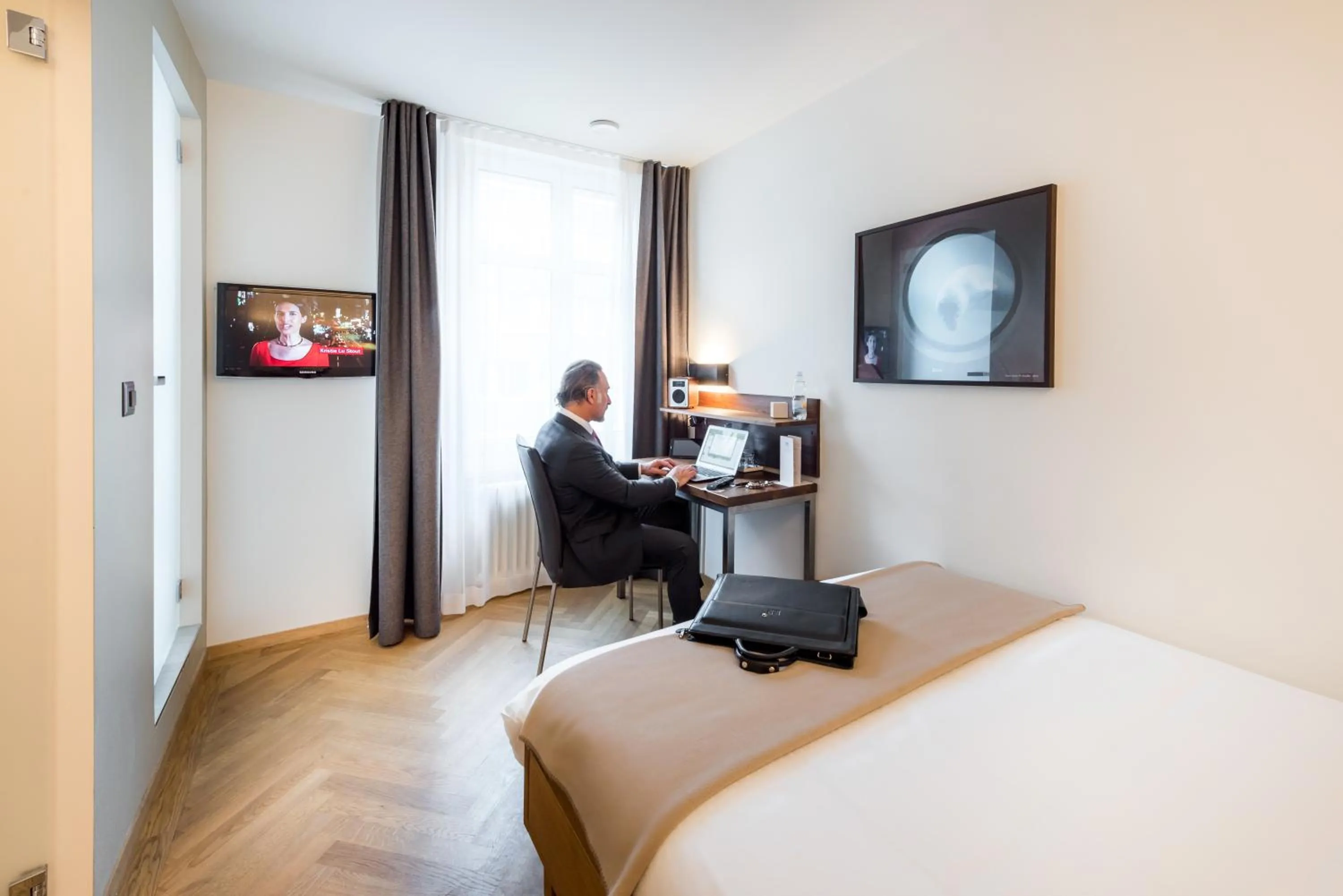 Photo of the whole room, Bed in Boutique Hotel NI-MO