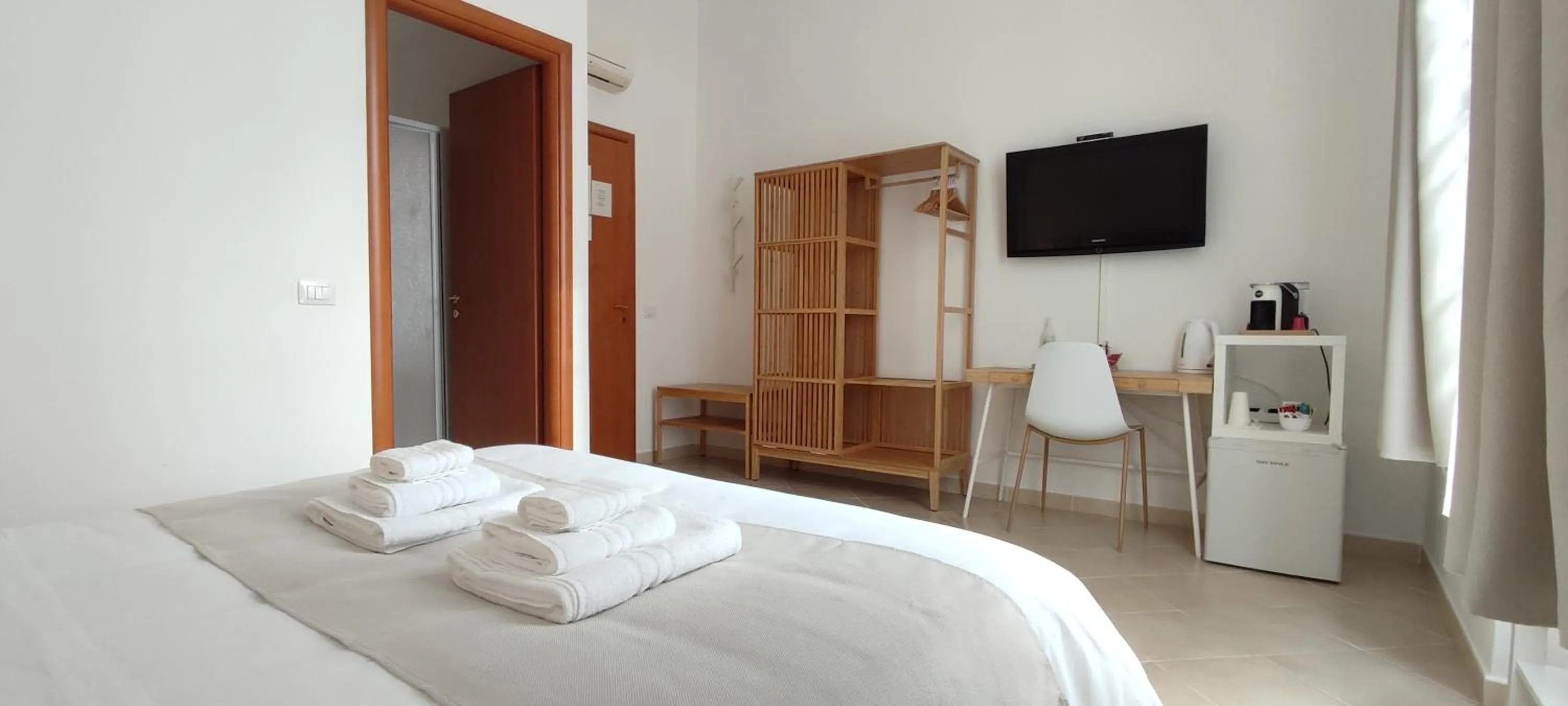 Bedroom, Bed in Nell'Azzurro