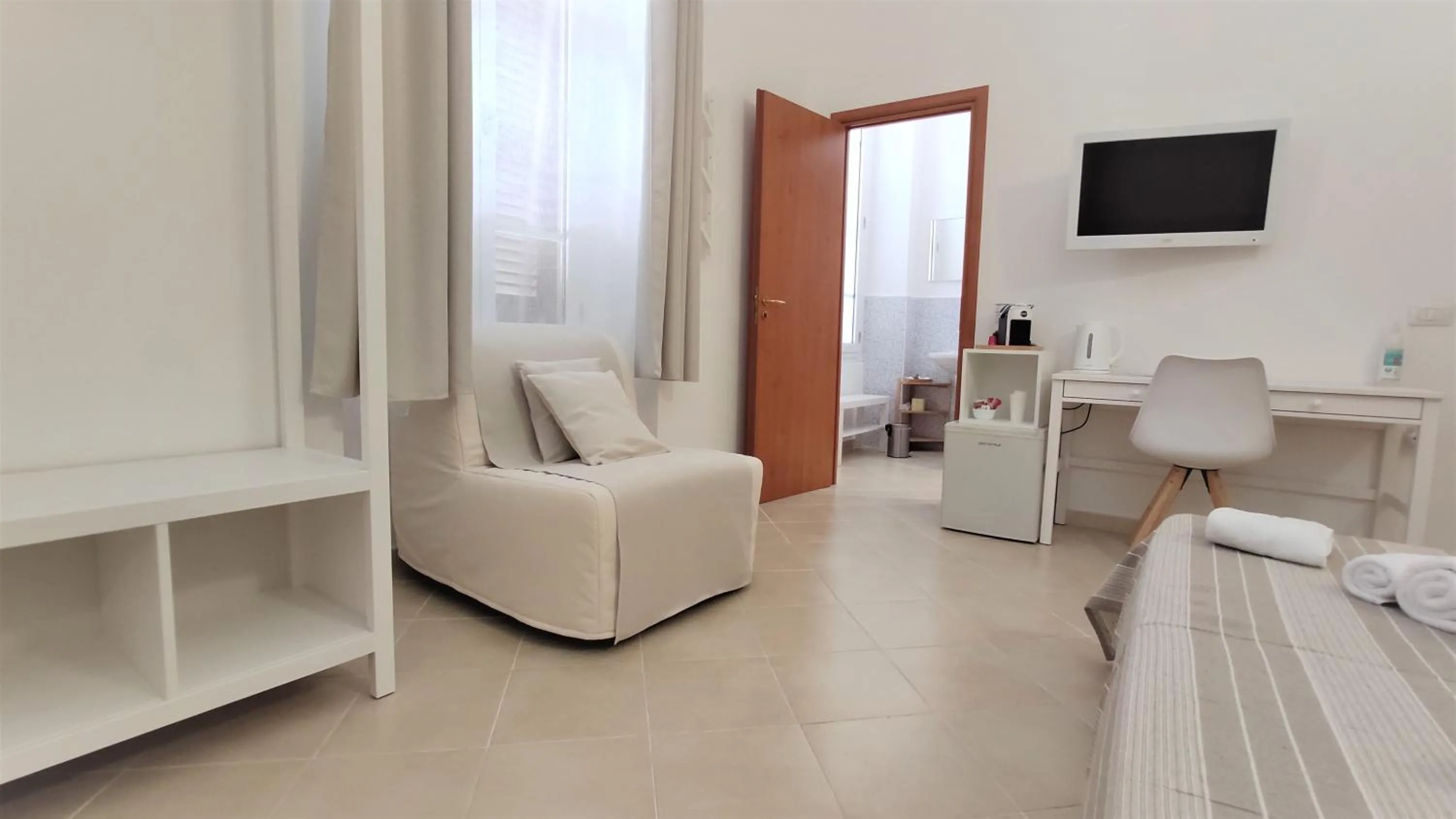 TV and multimedia, Bed in Nell'Azzurro
