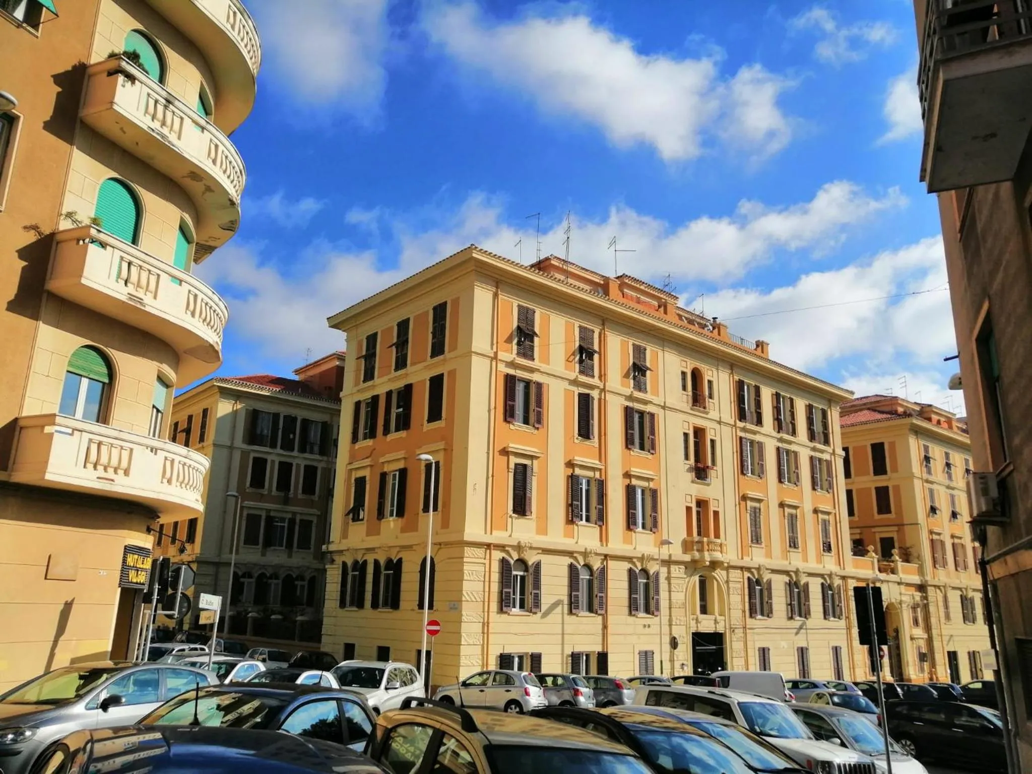 Property building in Nell'Azzurro