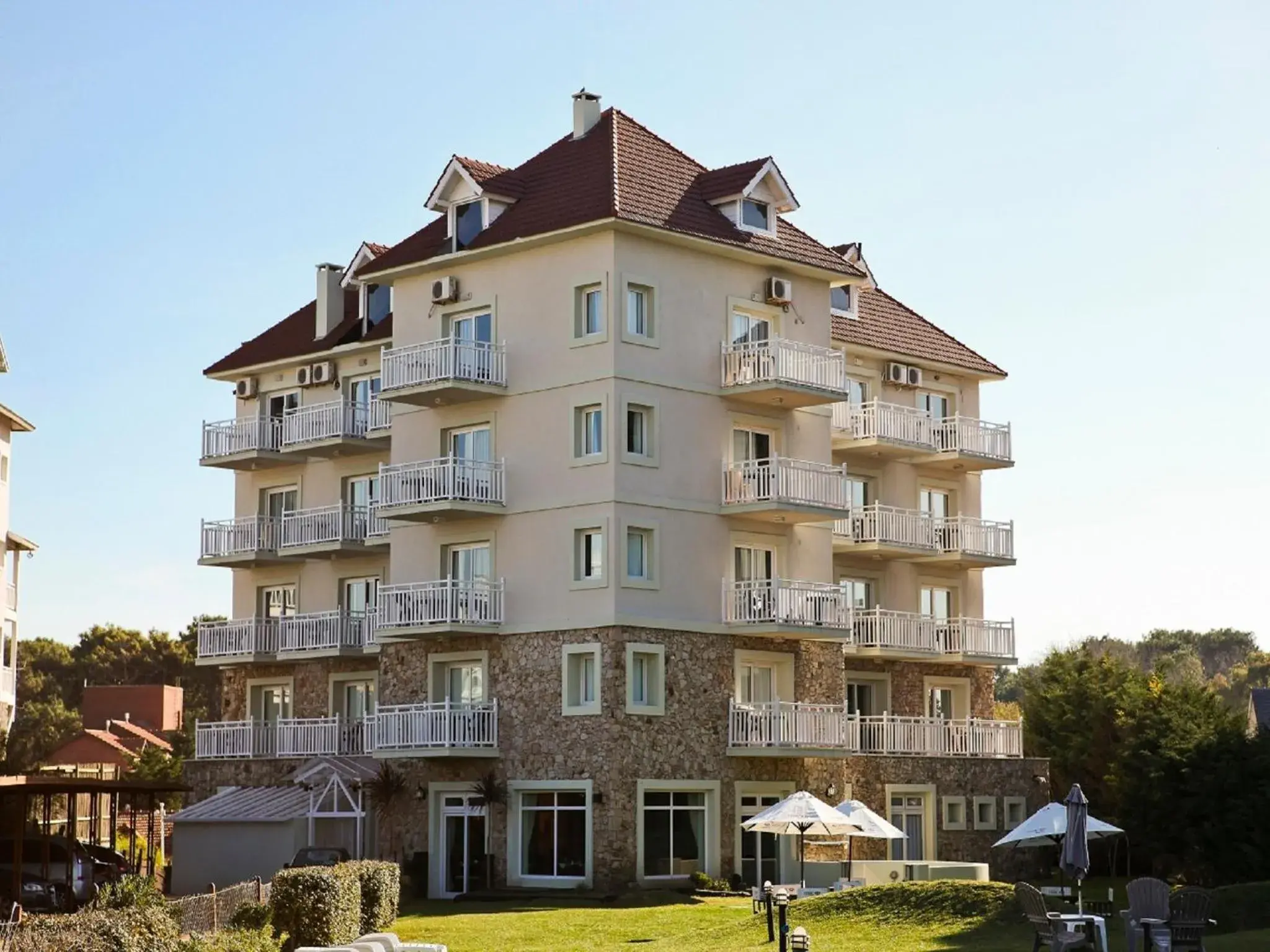 Facade/entrance in Costa Carilo Apart de Mar By HS Facade/entrance in Costa Carilo Apart de Mar By HS