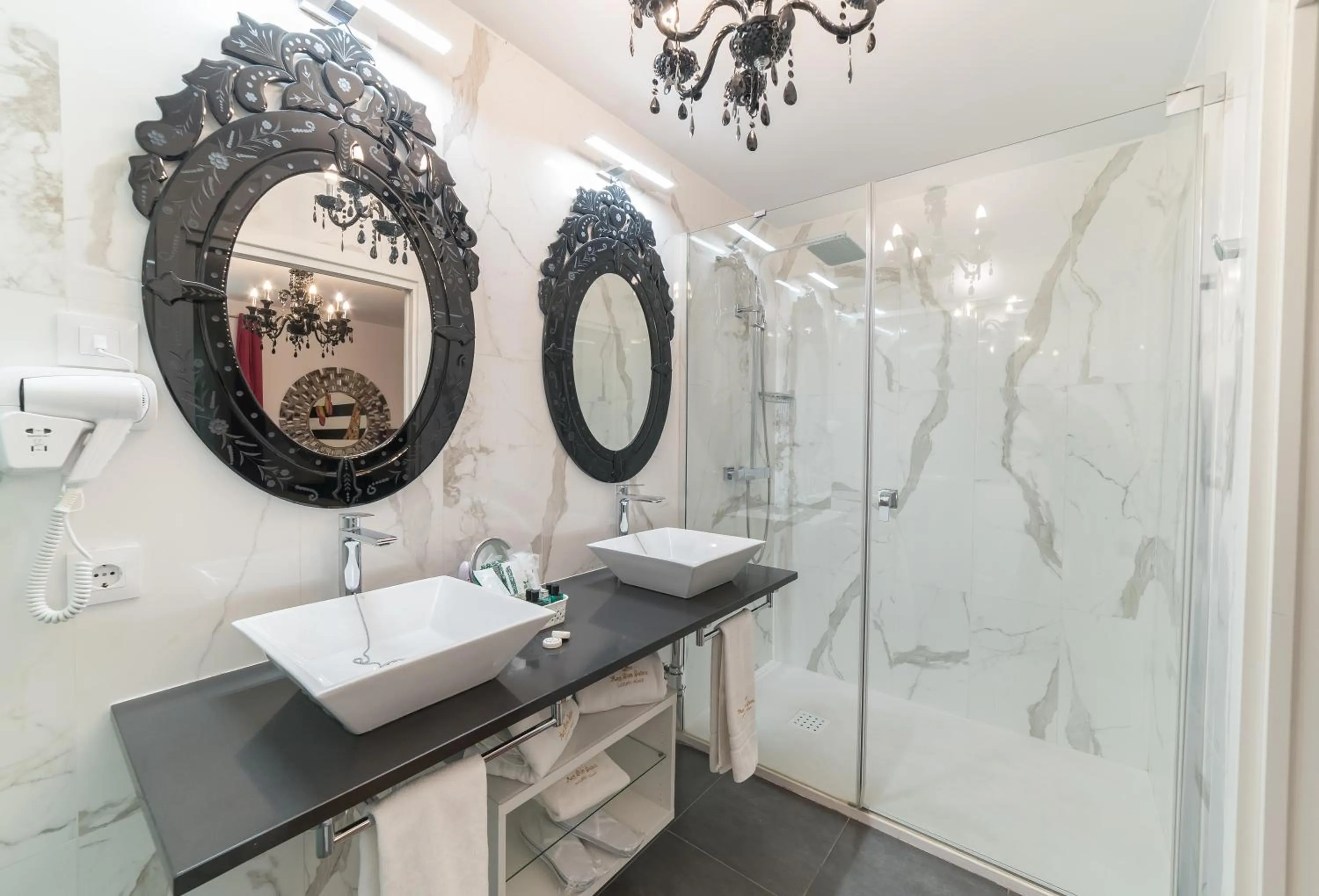 Bathroom in Rey Don Pedro Luxury Home