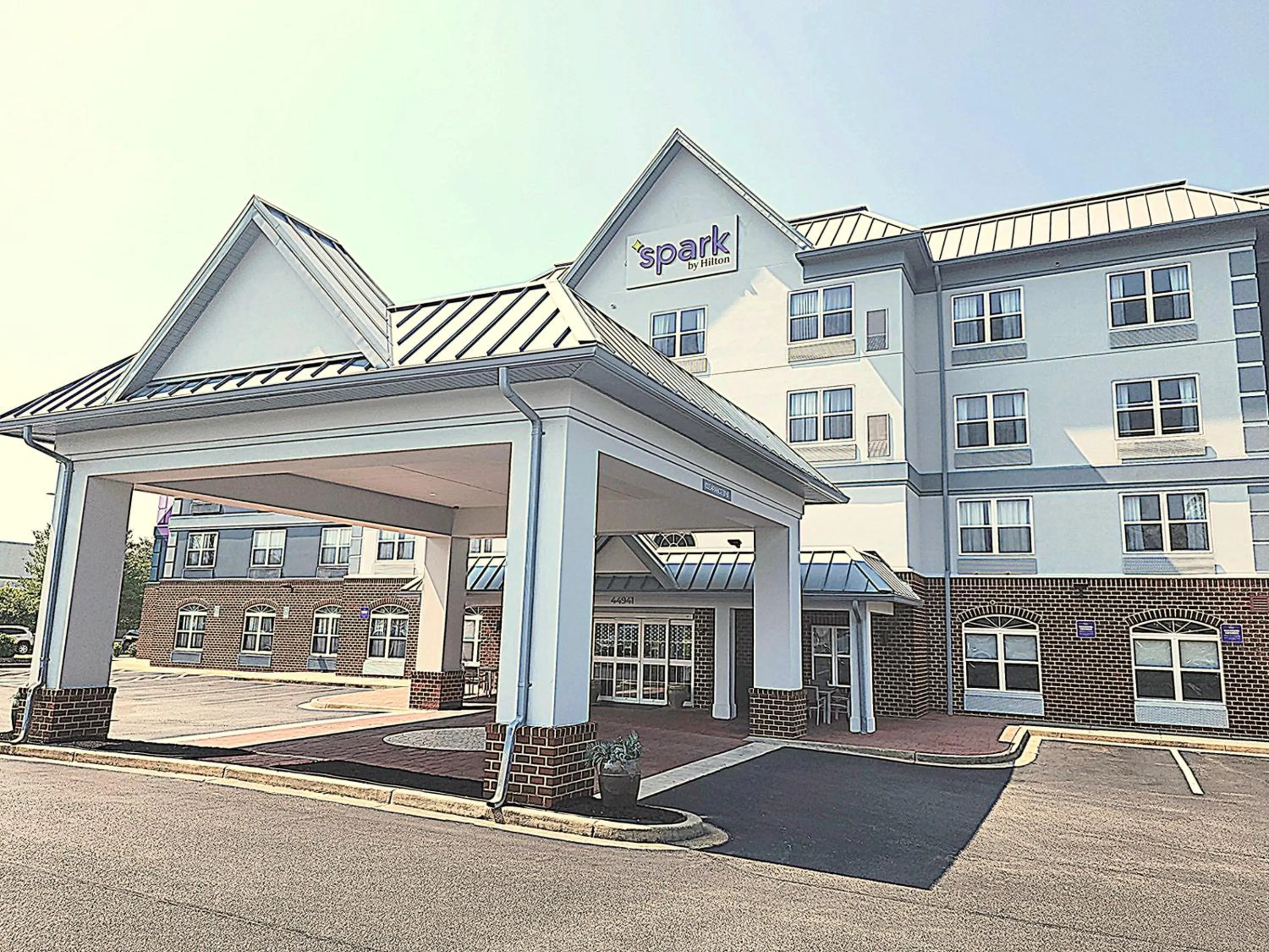 Spark by Hilton California Lexington Park