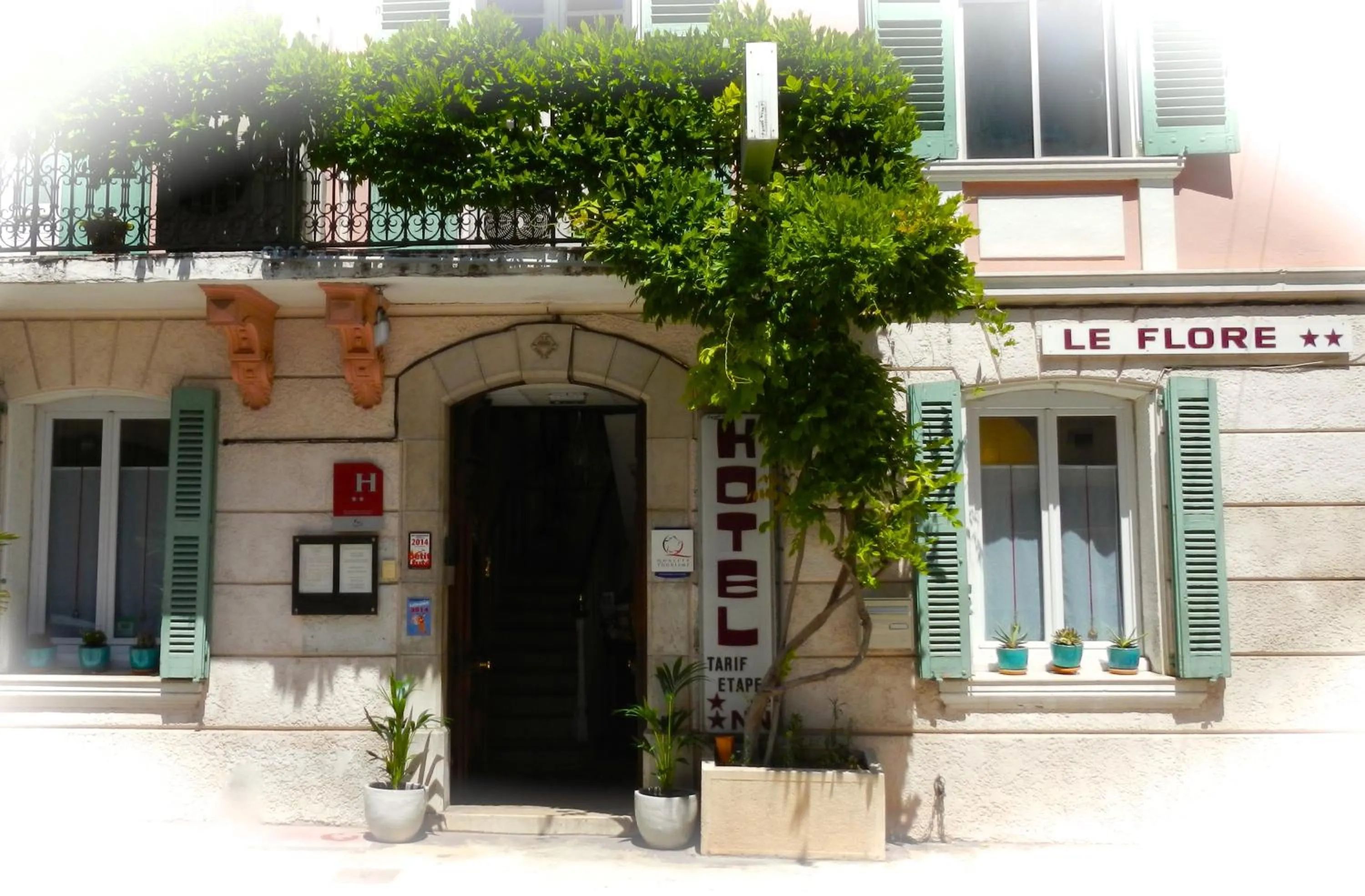 Facade/entrance in Hotel Le Flore