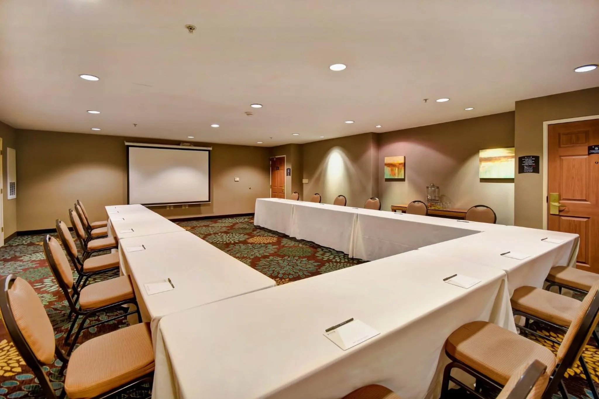 Meeting/conference room in Staybridge Suites Madison - East by IHG