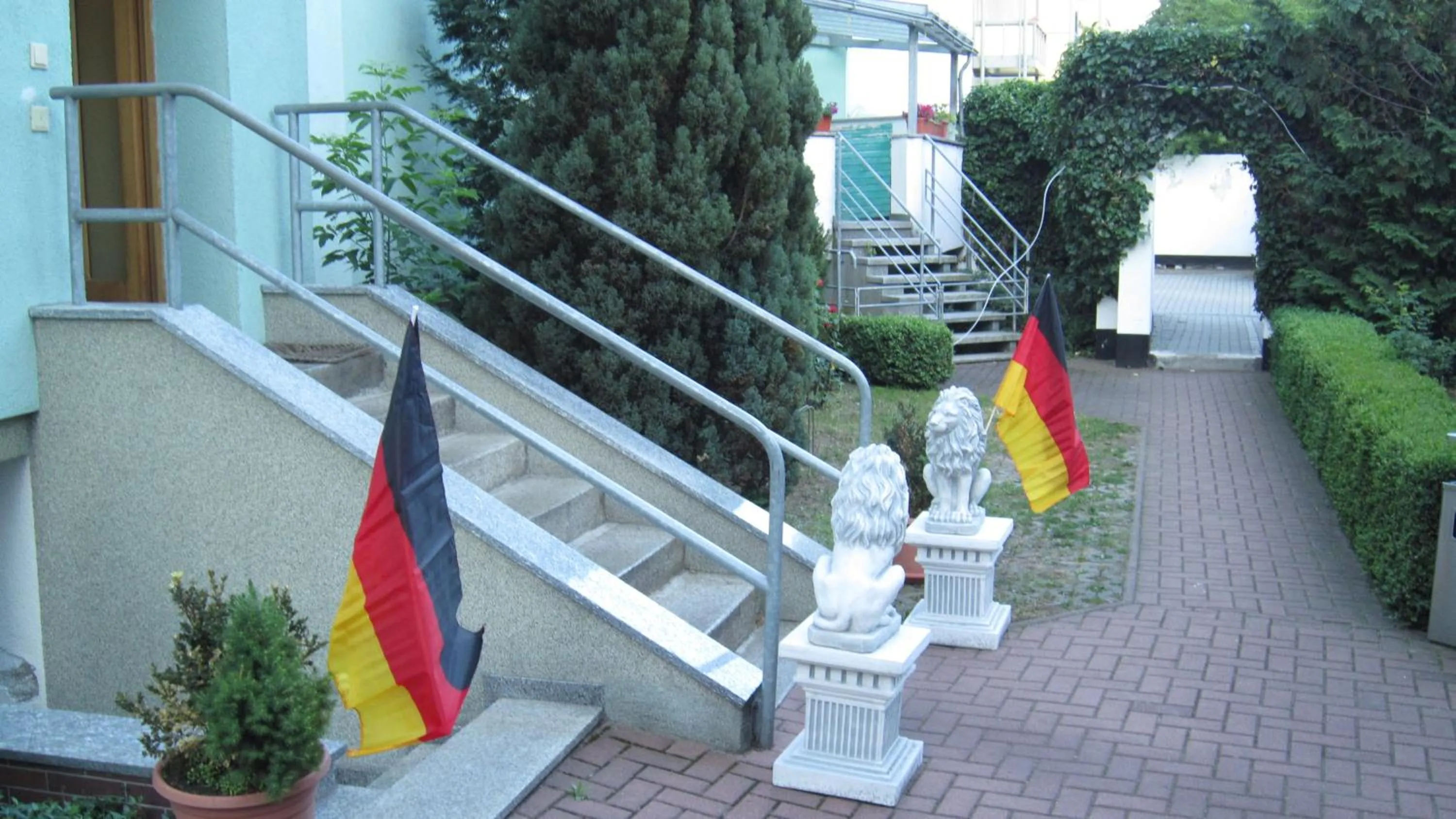 Facade/entrance in Ahorn Hotel