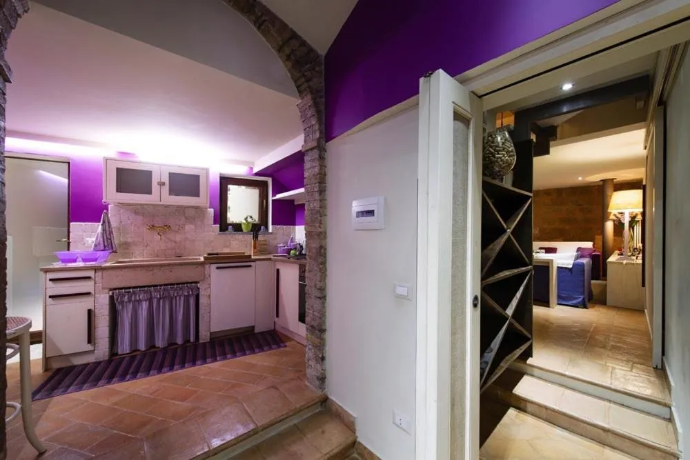 Kitchen or kitchenette in Casa Vèra Affittacamere Appartamenti