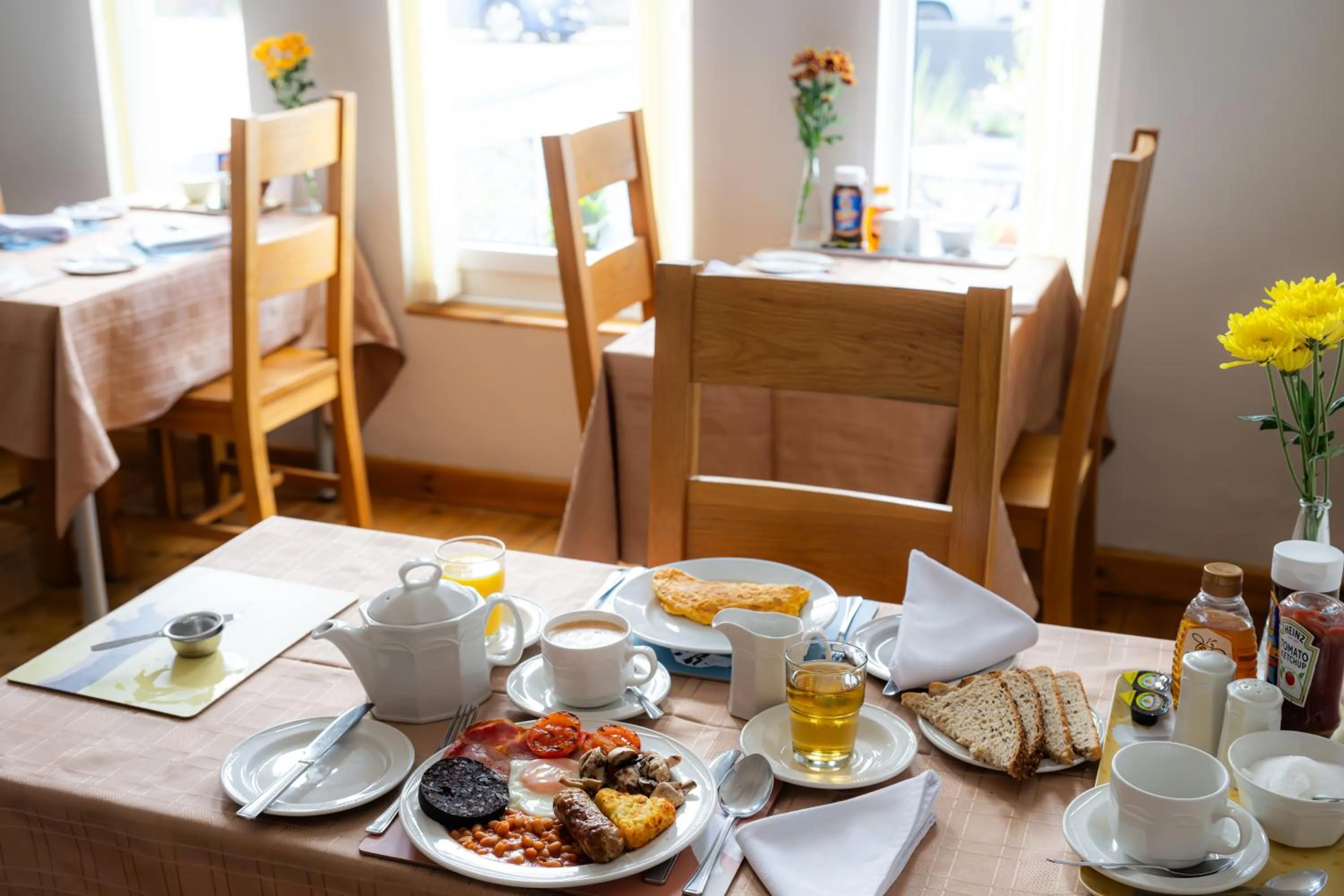 Breakfast in Dene House