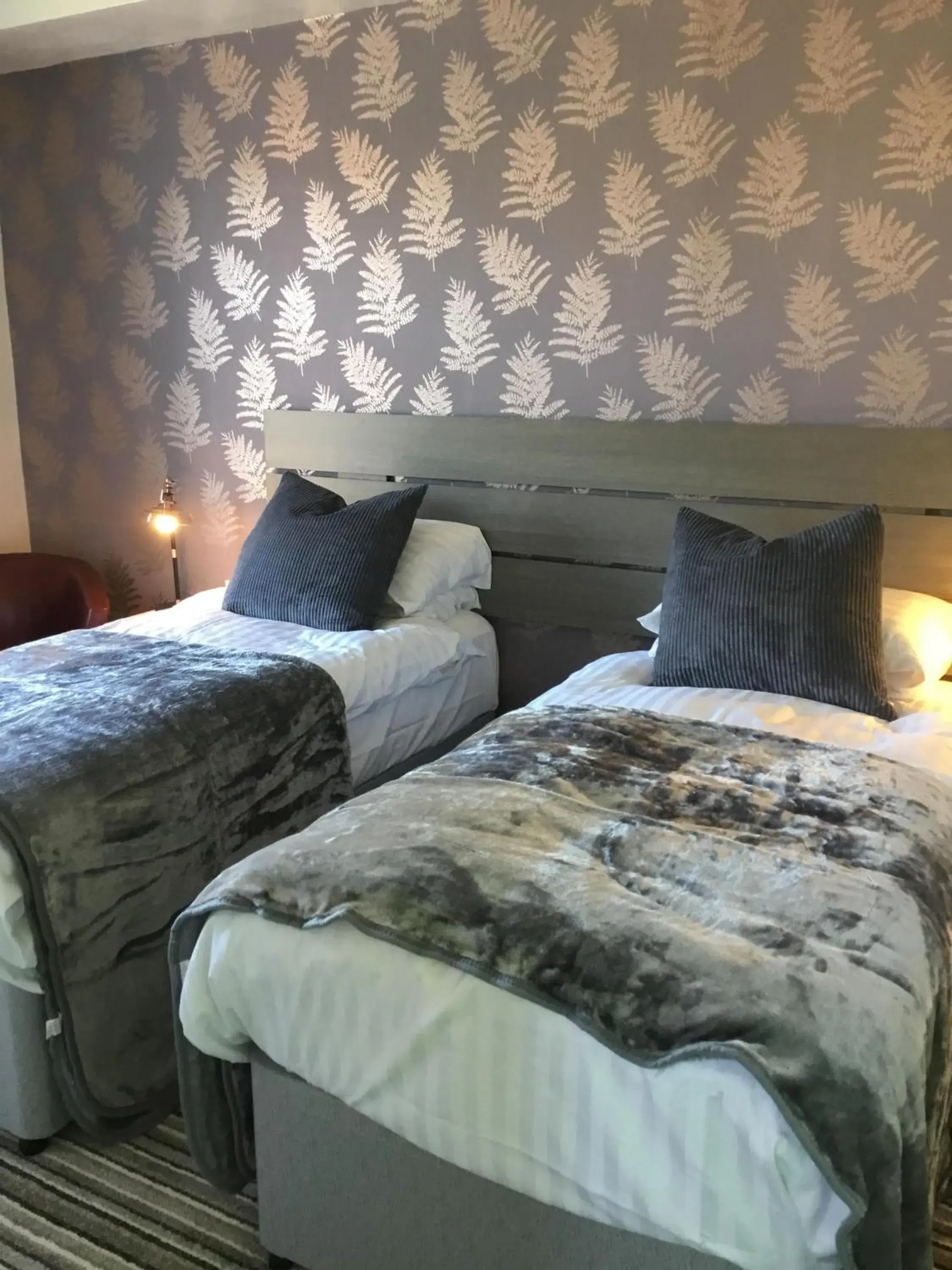 Twin Room with Shower in Dene House Twin Room with Shower in Dene House