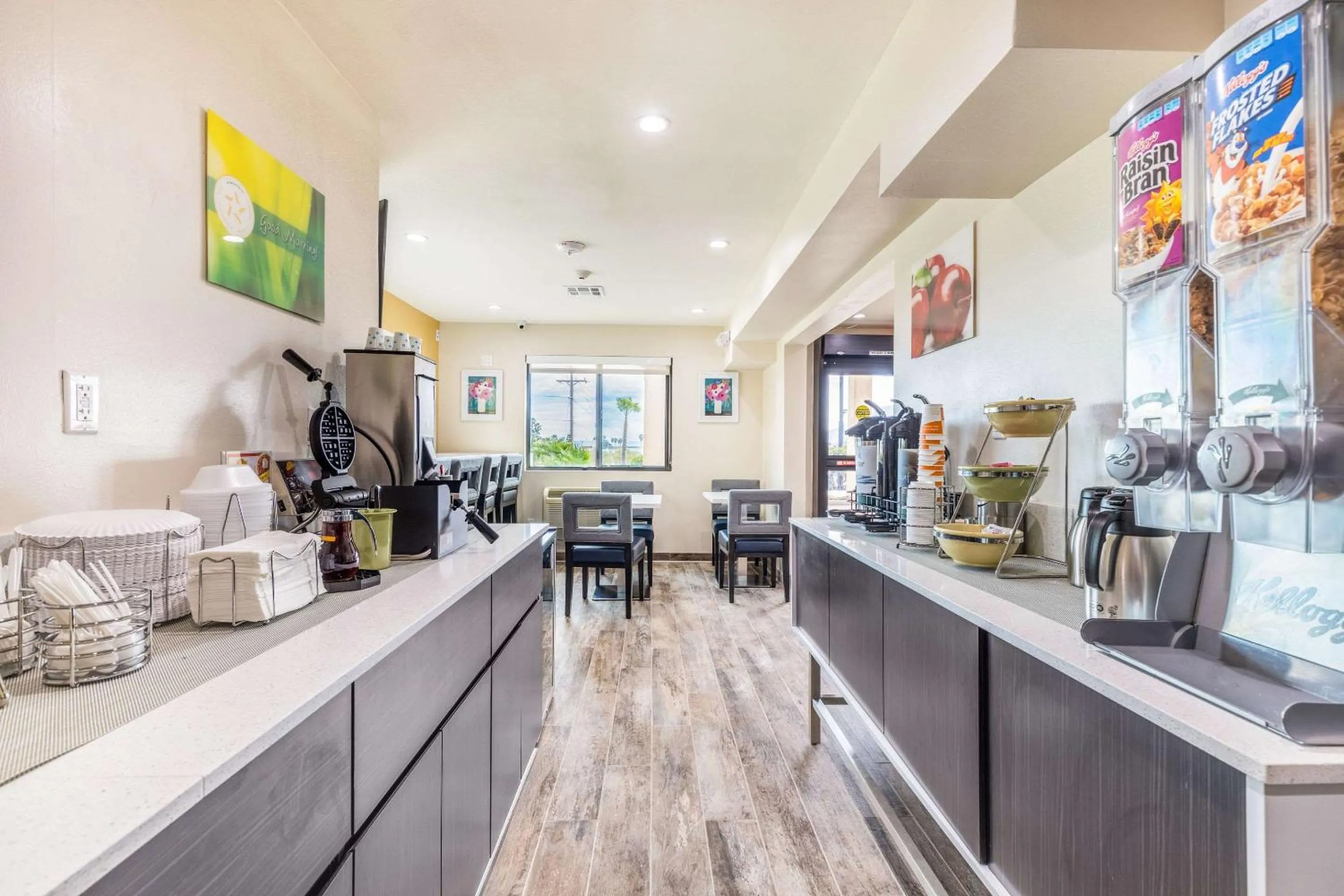 Breakfast in Quality Inn Banning I-10