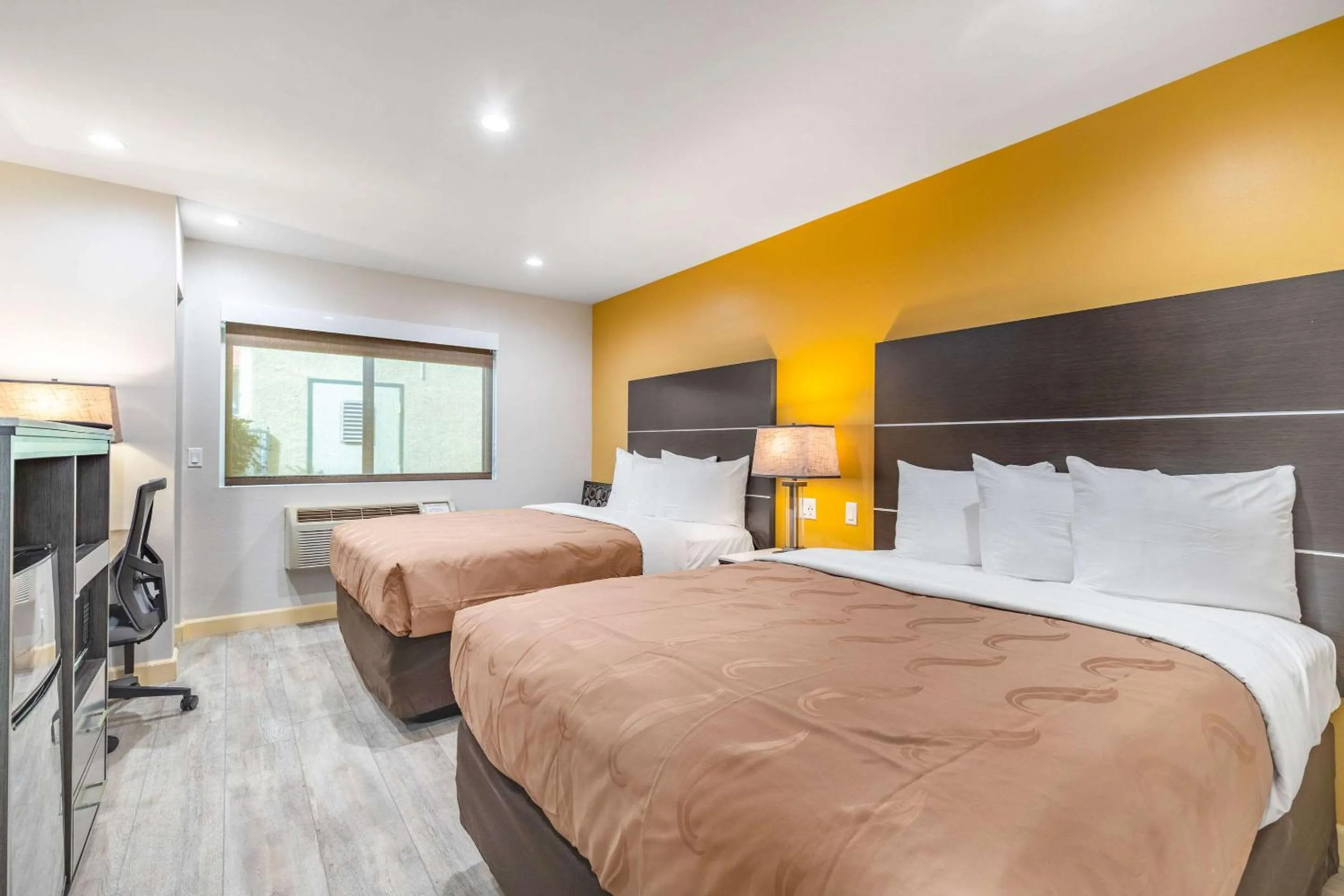 Bedroom, Bed in Quality Inn Banning I-10