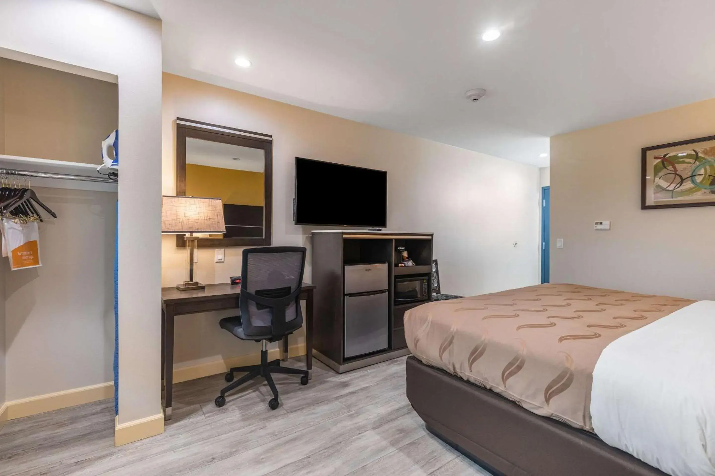 Bedroom, Bed in Quality Inn Banning I-10 Bedroom, Bed in Quality Inn Banning I-10