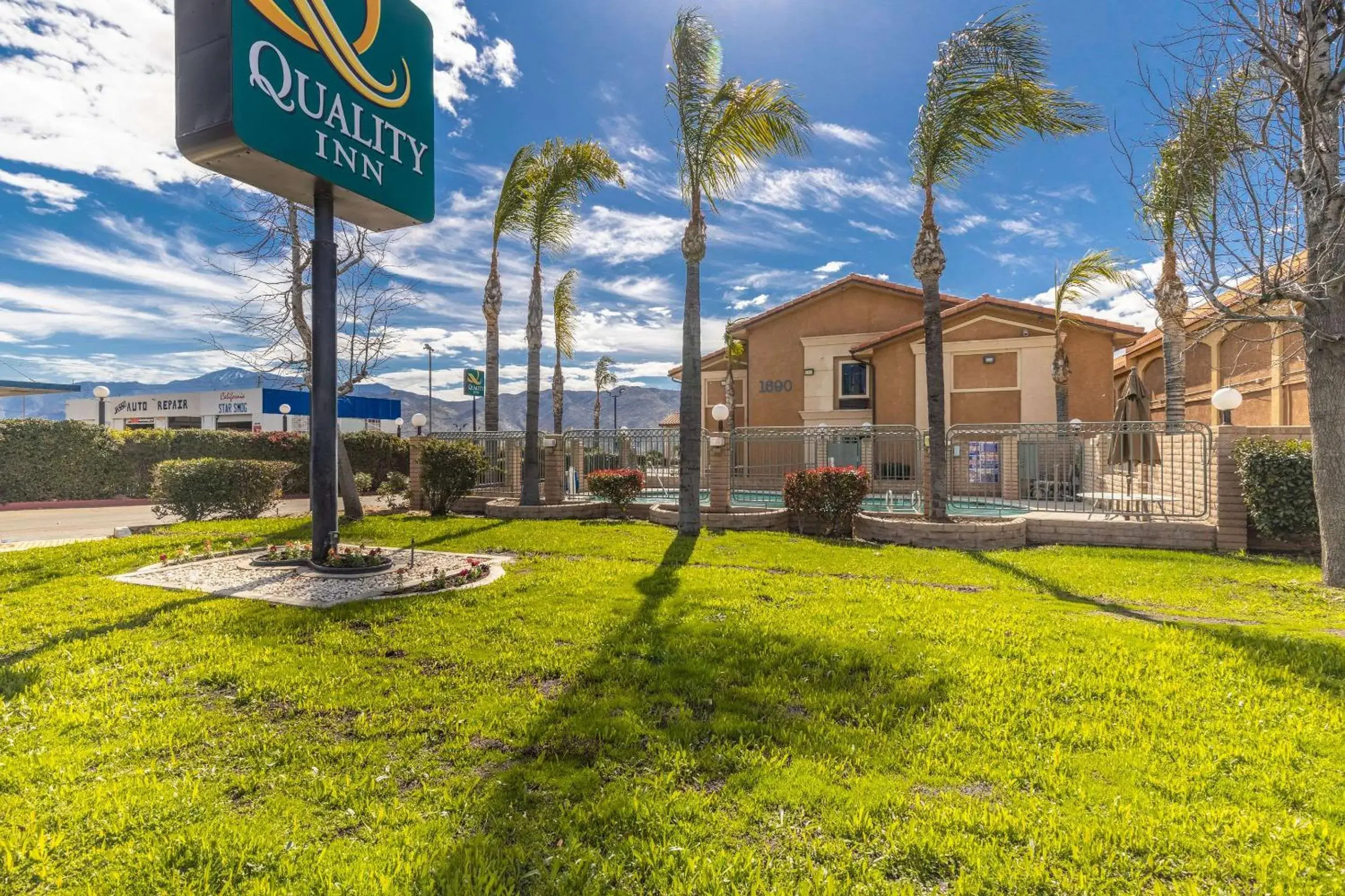 Property building in Quality Inn Banning I-10 Property building in Quality Inn Banning I-10