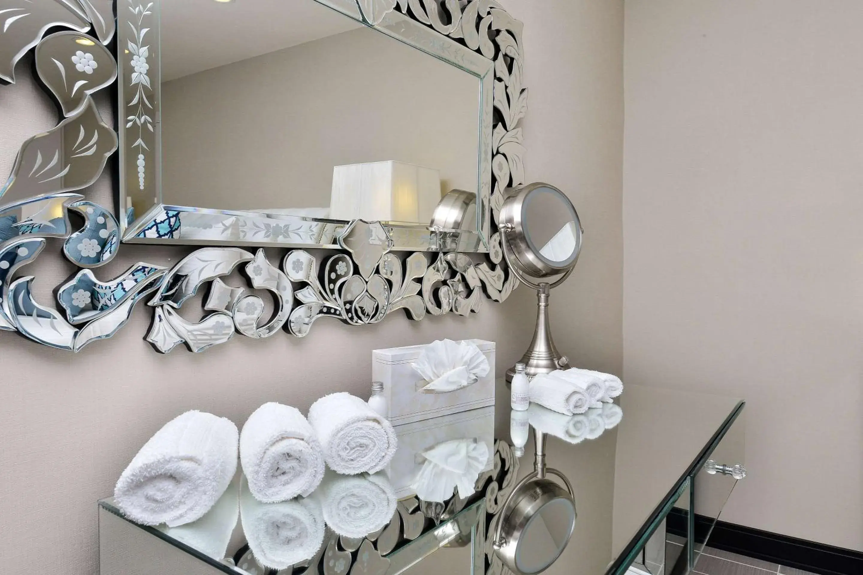 Photo of the whole room in The Hills Hotel, an IHG Hotel Photo of the whole room in The Hills Hotel, an IHG Hotel