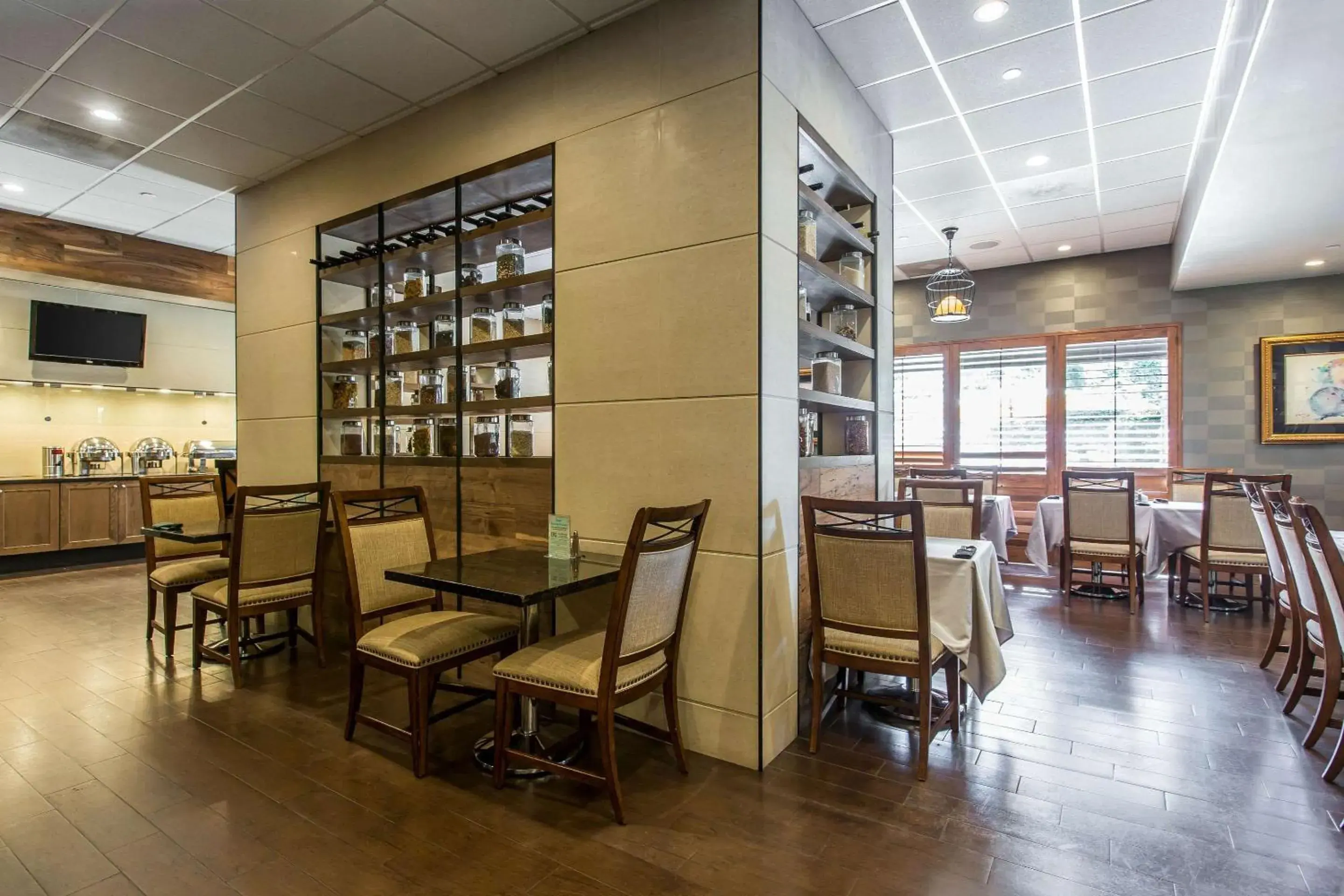 Restaurant/places to eat in The Hills Hotel, an IHG Hotel Restaurant/places to eat in The Hills Hotel, an IHG Hotel