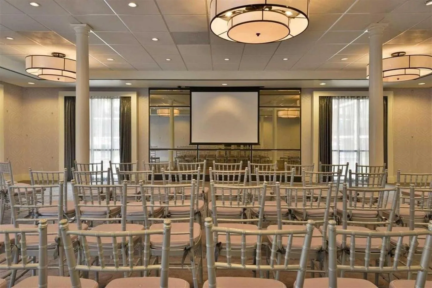 Meeting/conference room in voco Laguna Hills by IHG
