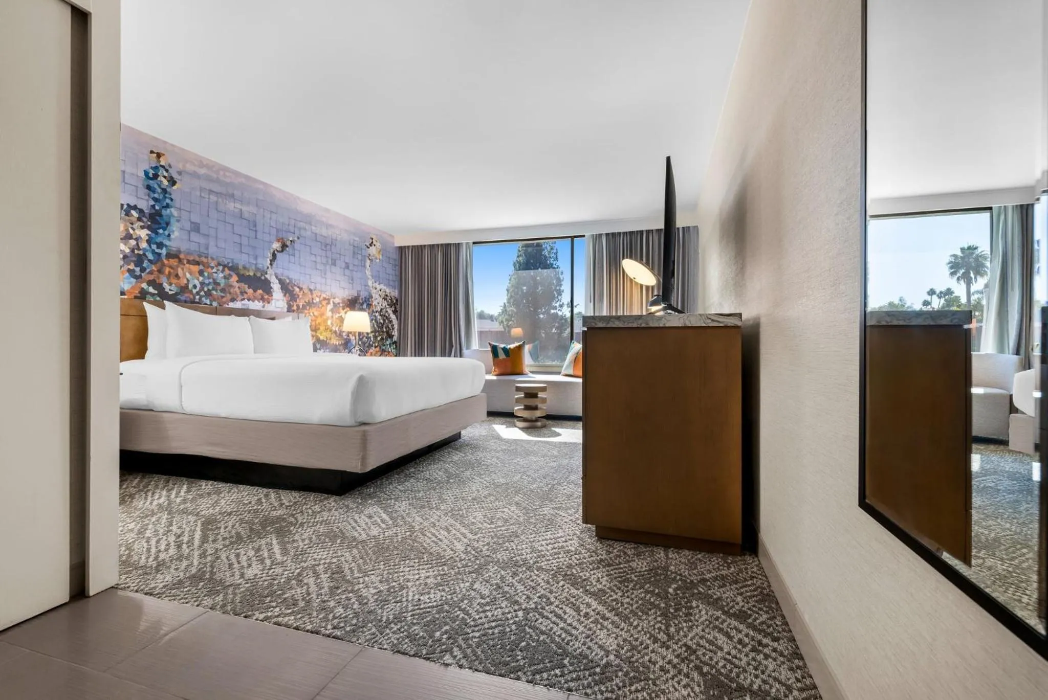 Photo of the whole room, Bed in voco Laguna Hills by IHG