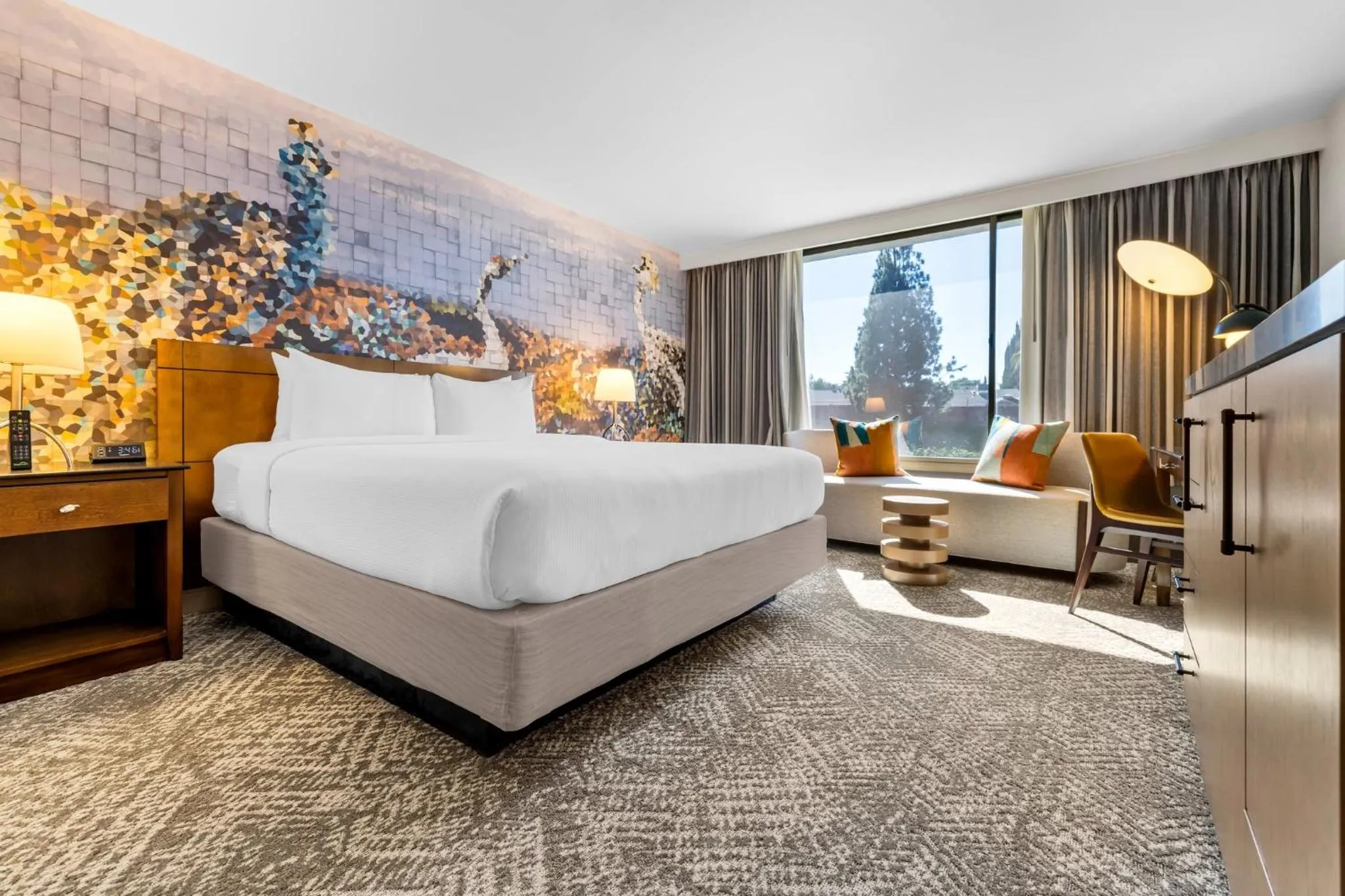 Photo of the whole room, Bed in The Hills Hotel, an IHG Hotel