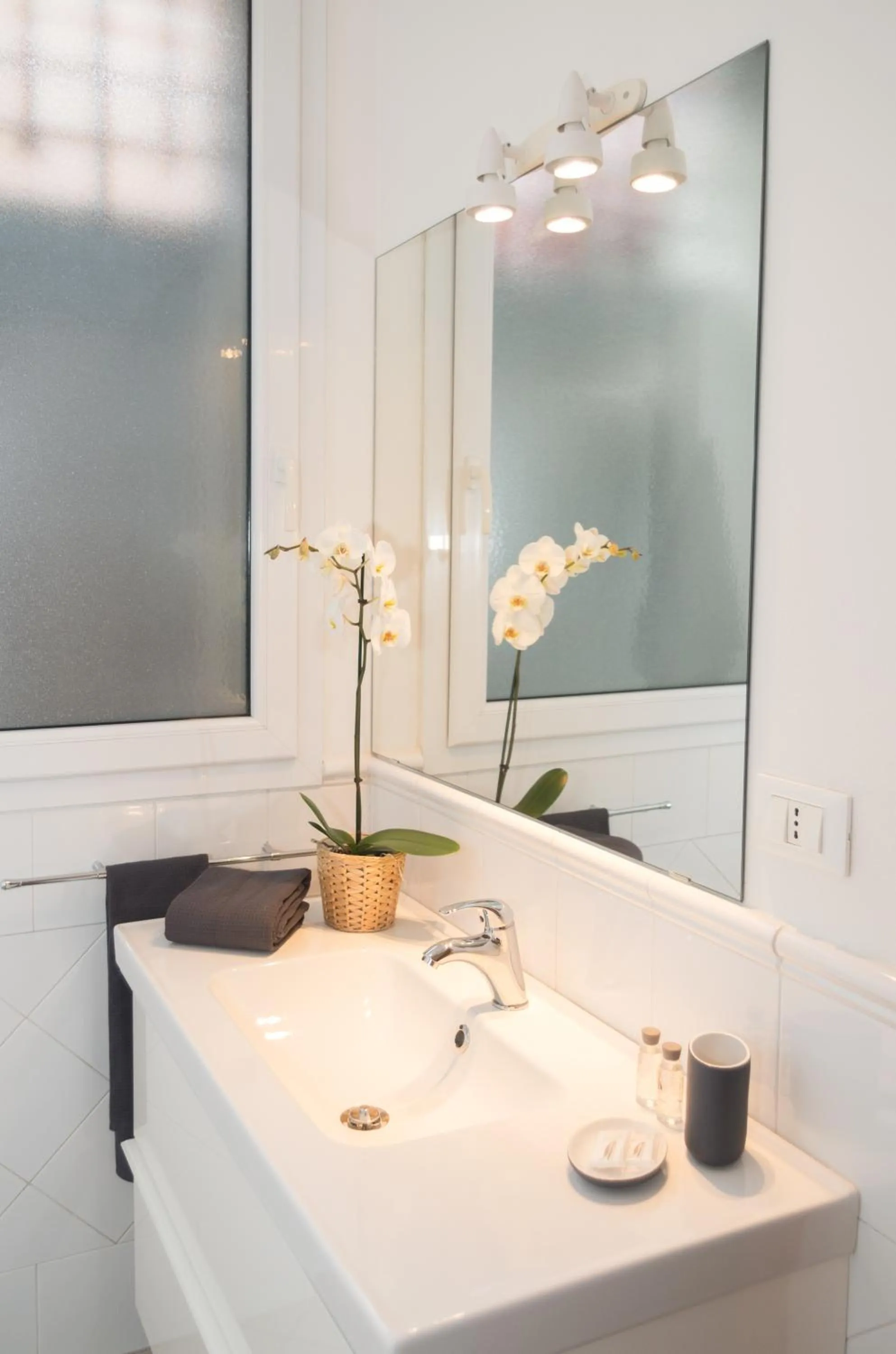 Bathroom in Portobello Apartments