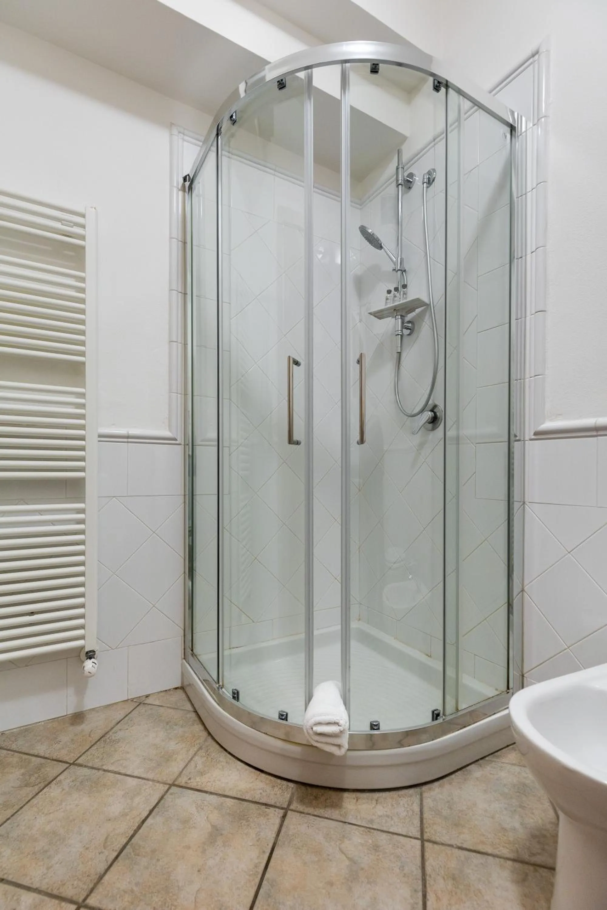 Shower in Portobello Apartments