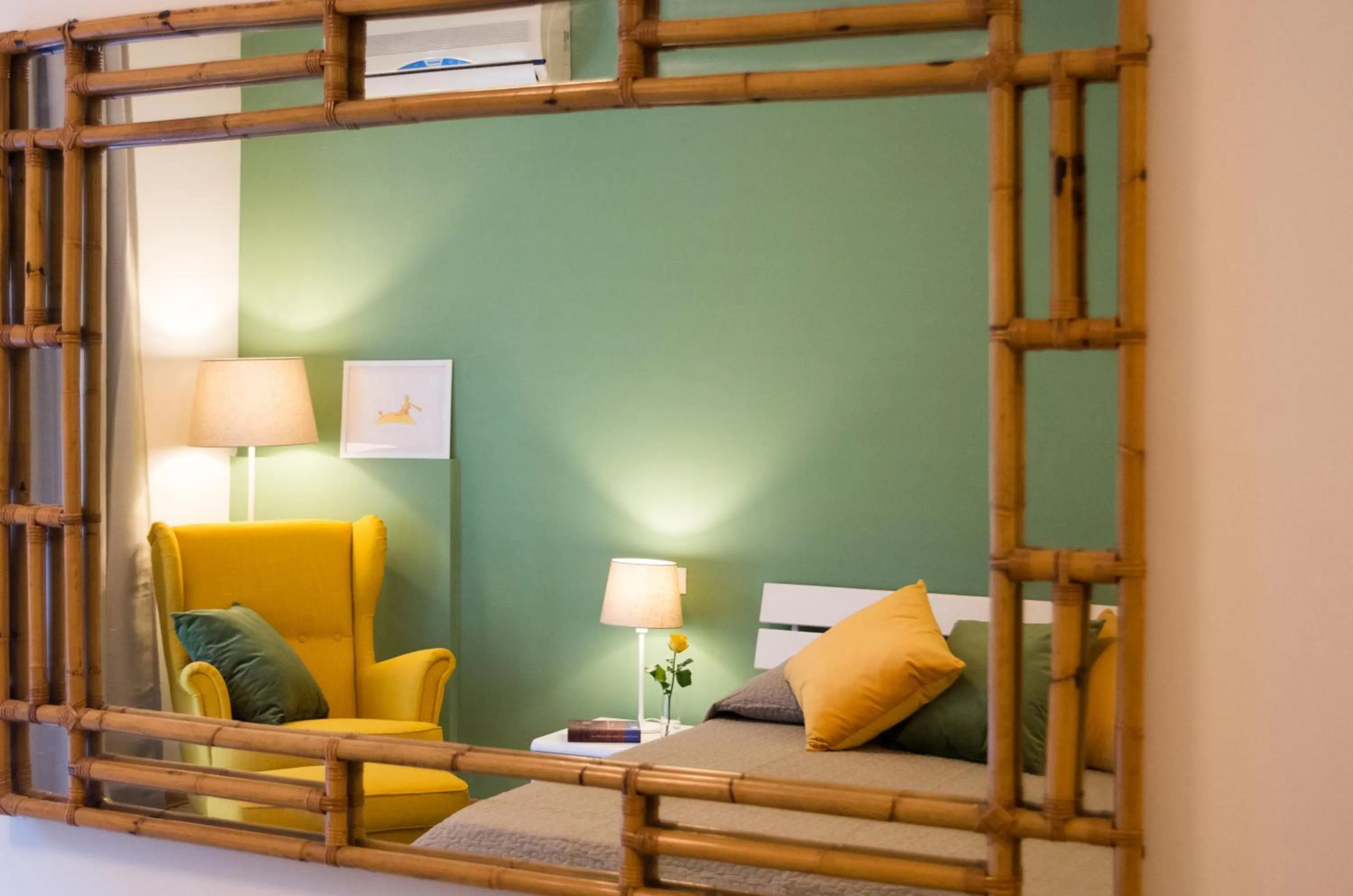 Bedroom, Bed in Portobello Apartments