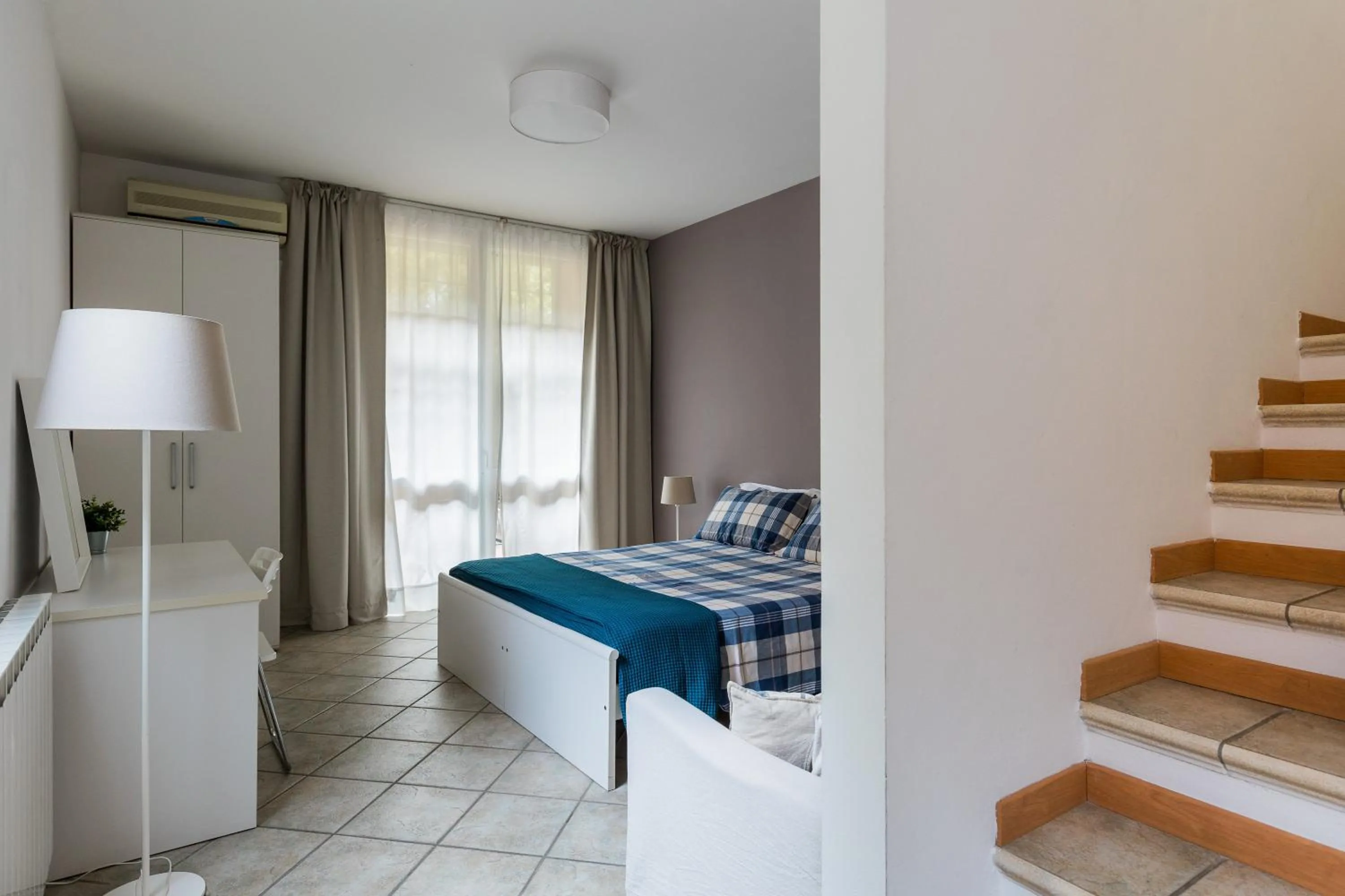 Bedroom, Bed in Portobello Apartments